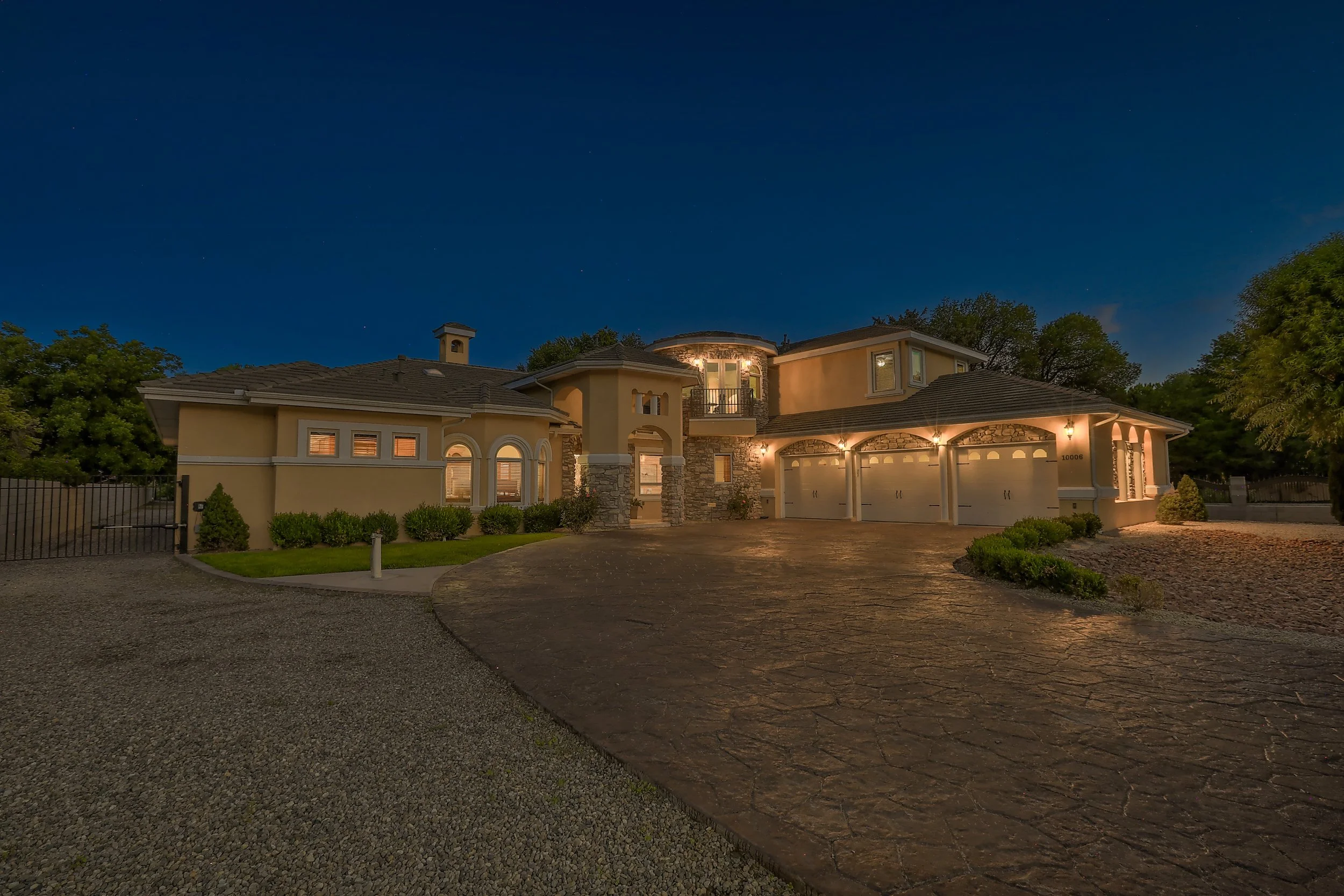 loretta drive (10 of 14).JPG