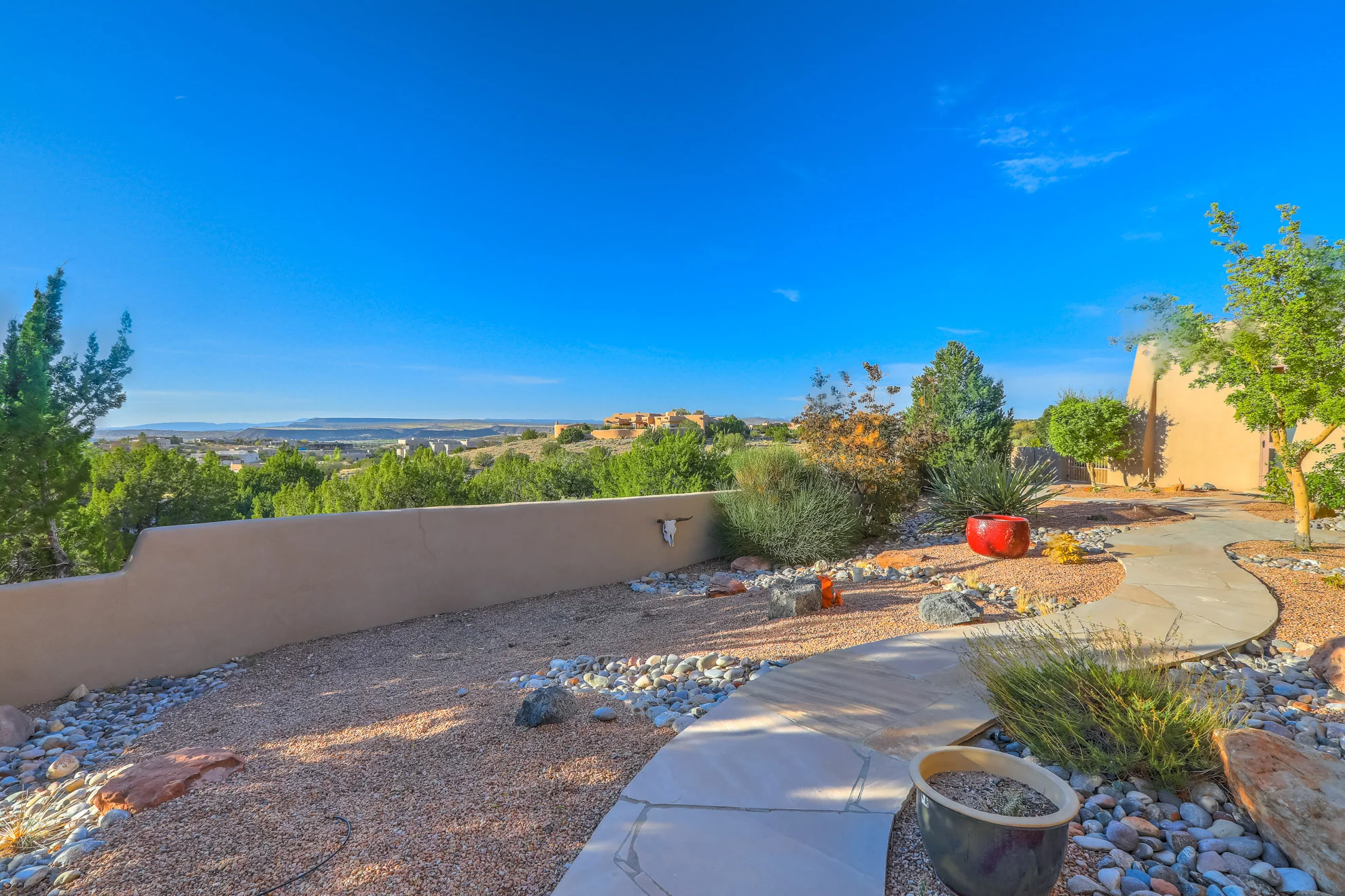 15 1st Mesa Ct-49.jpg