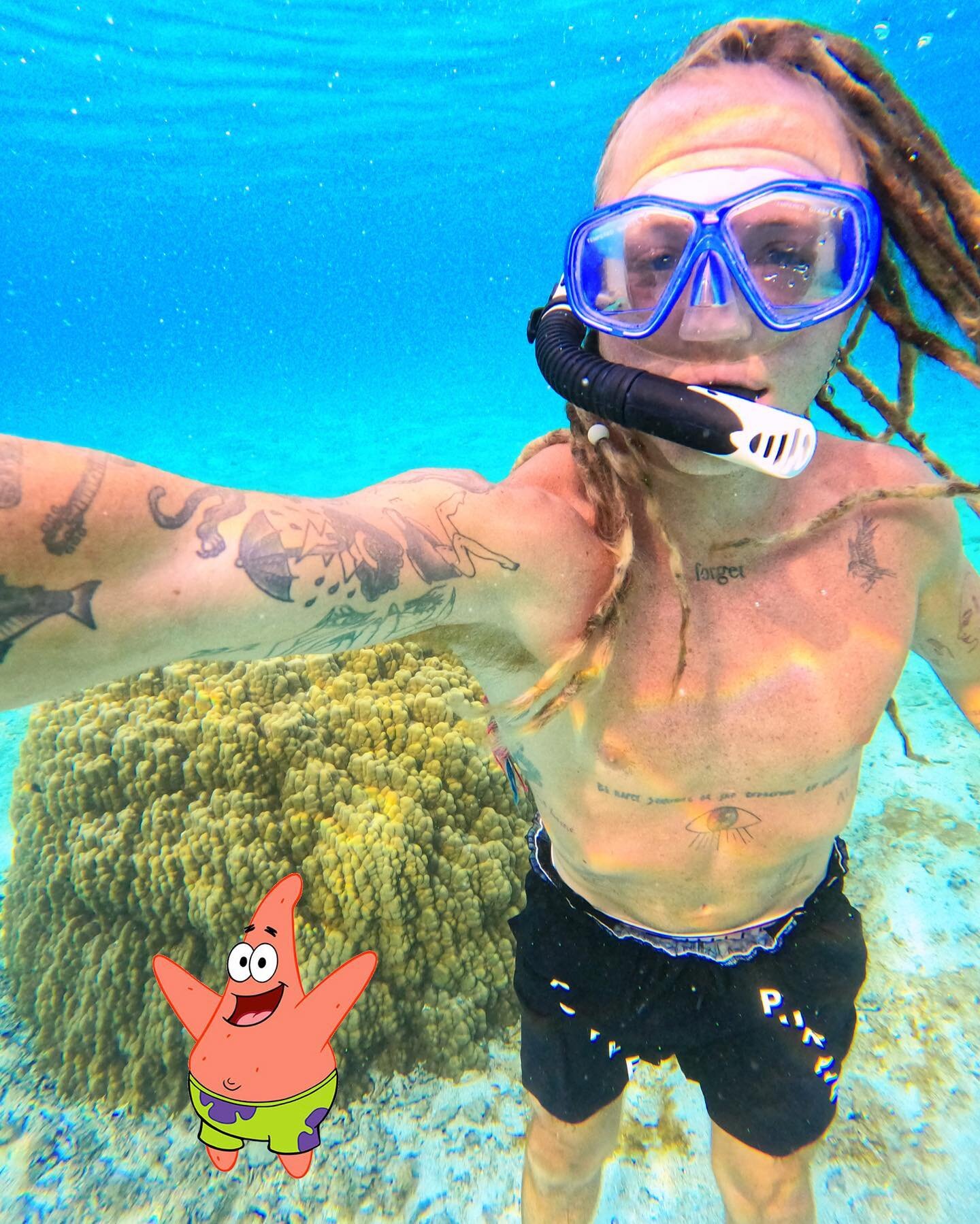 It&rsquo;s honestly scary knowing that I can&rsquo;t leave this foreign country for two months and I don&rsquo;t speak the language, luckily I met this guy yesterday at some local underwater village and he&rsquo;s really nice. Enchant&eacute; Patrick