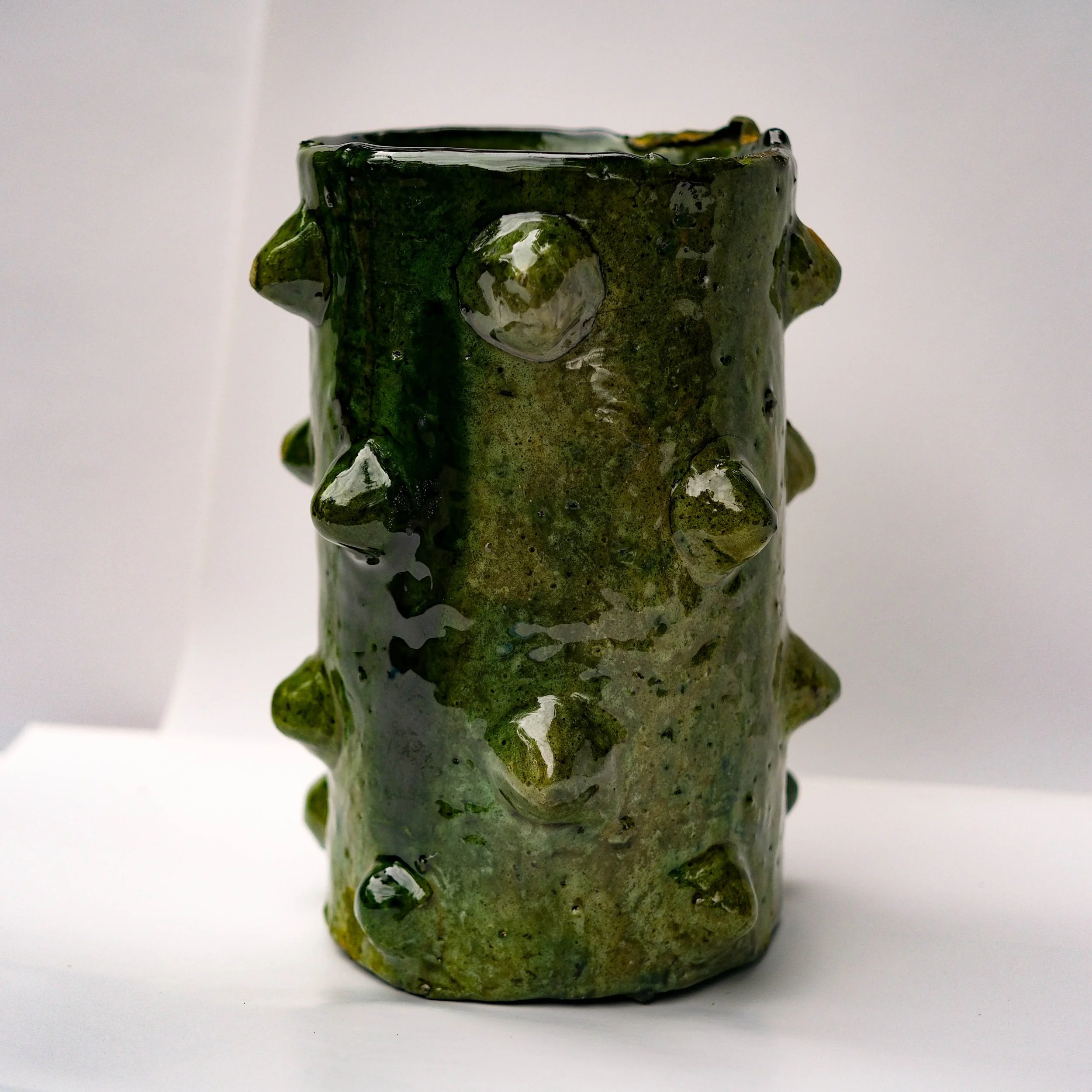 vase vert_2.jpg