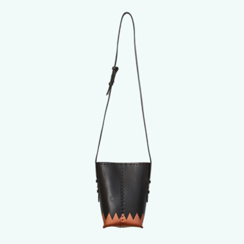 Bucket Bag: Black/Copper Toothy