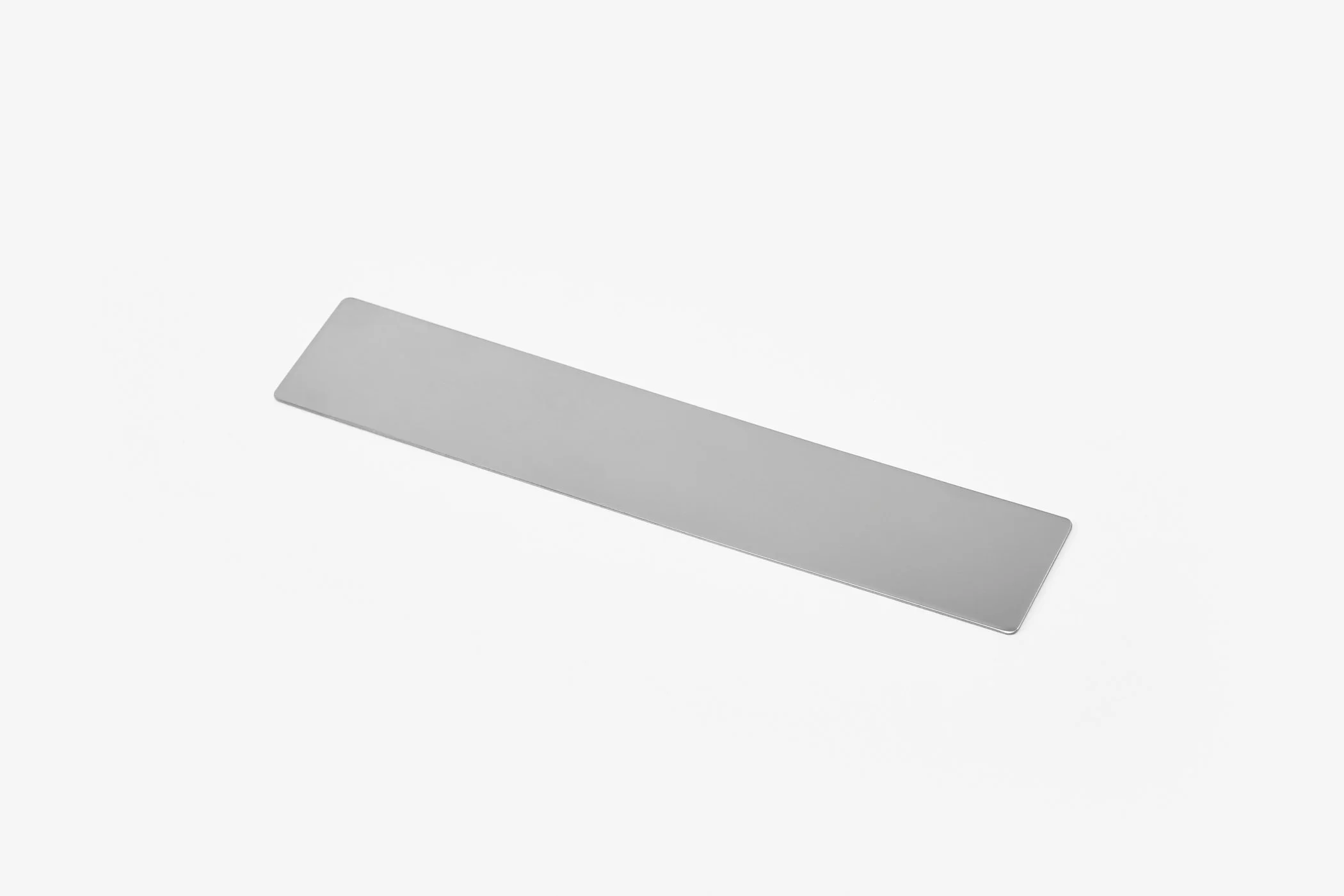MirrorBookmark-silo-11-BWMBM_3600x@2x.jpg