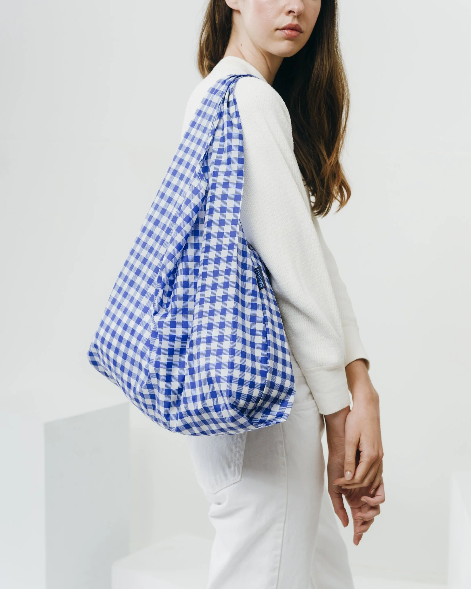 SBAG_BLUE_GING_04_2048x2048.jpg