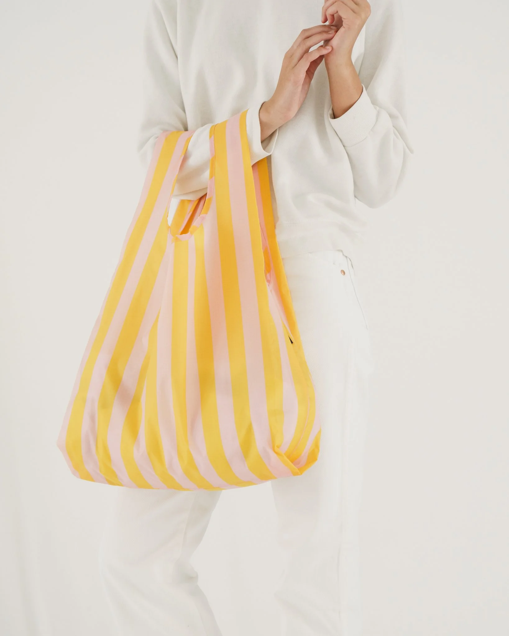 Standard_Baggu_Ripstop_Marigold_Stripe-03_2048x2048.jpg