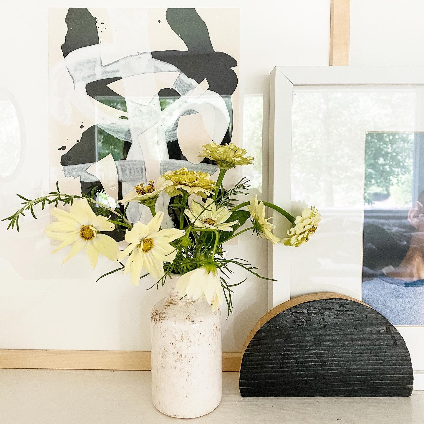 First bouquet from the garden. Grew all this from @floretflower seeds sowed straight into the beds. Can&rsquo;t believe it actually worked. So grateful for a space to be truly quiet and listen to the whispers of Jesus.