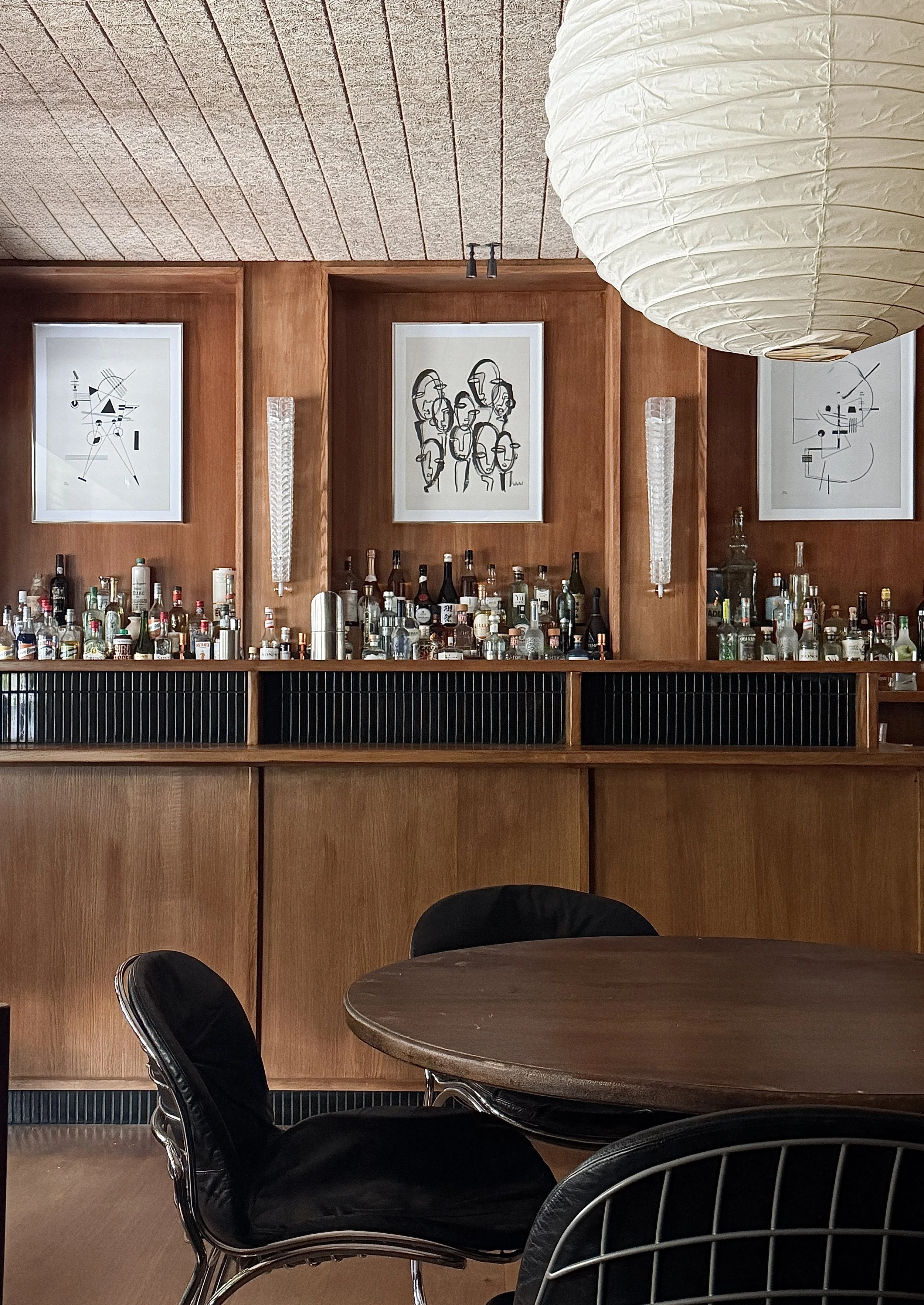 Architecture intérieure du restaurant SOBO à Paris par Studio Louis Morgan, Salle du restaurant SOBO Paris - architecture intérieure Louis Aspar, Design et mobilier du restaurant SOBO par Studio Louis
