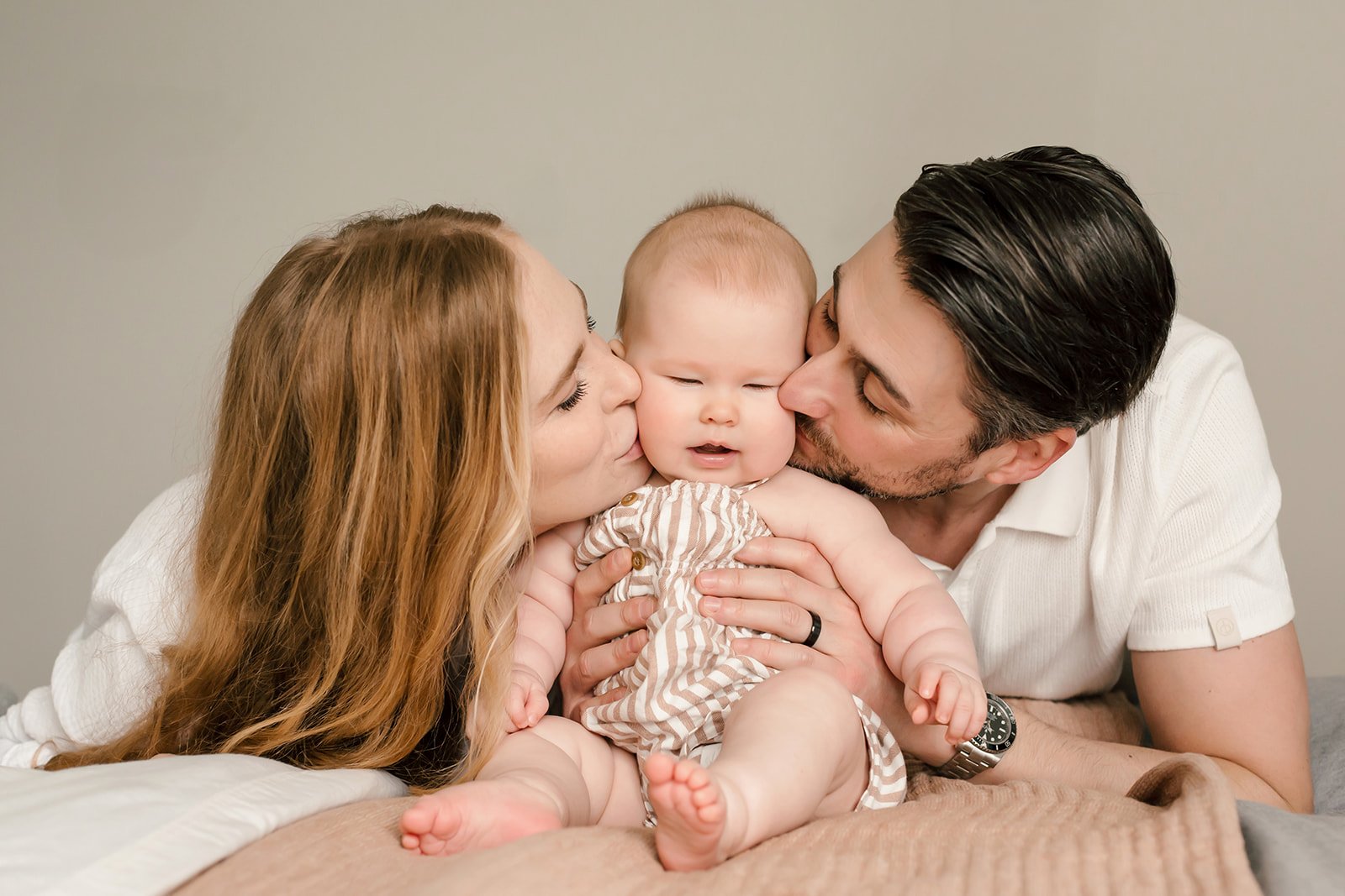 North-Vancouver-Family-Photos-In-Home-AshleyDrodyPhotography.jpg