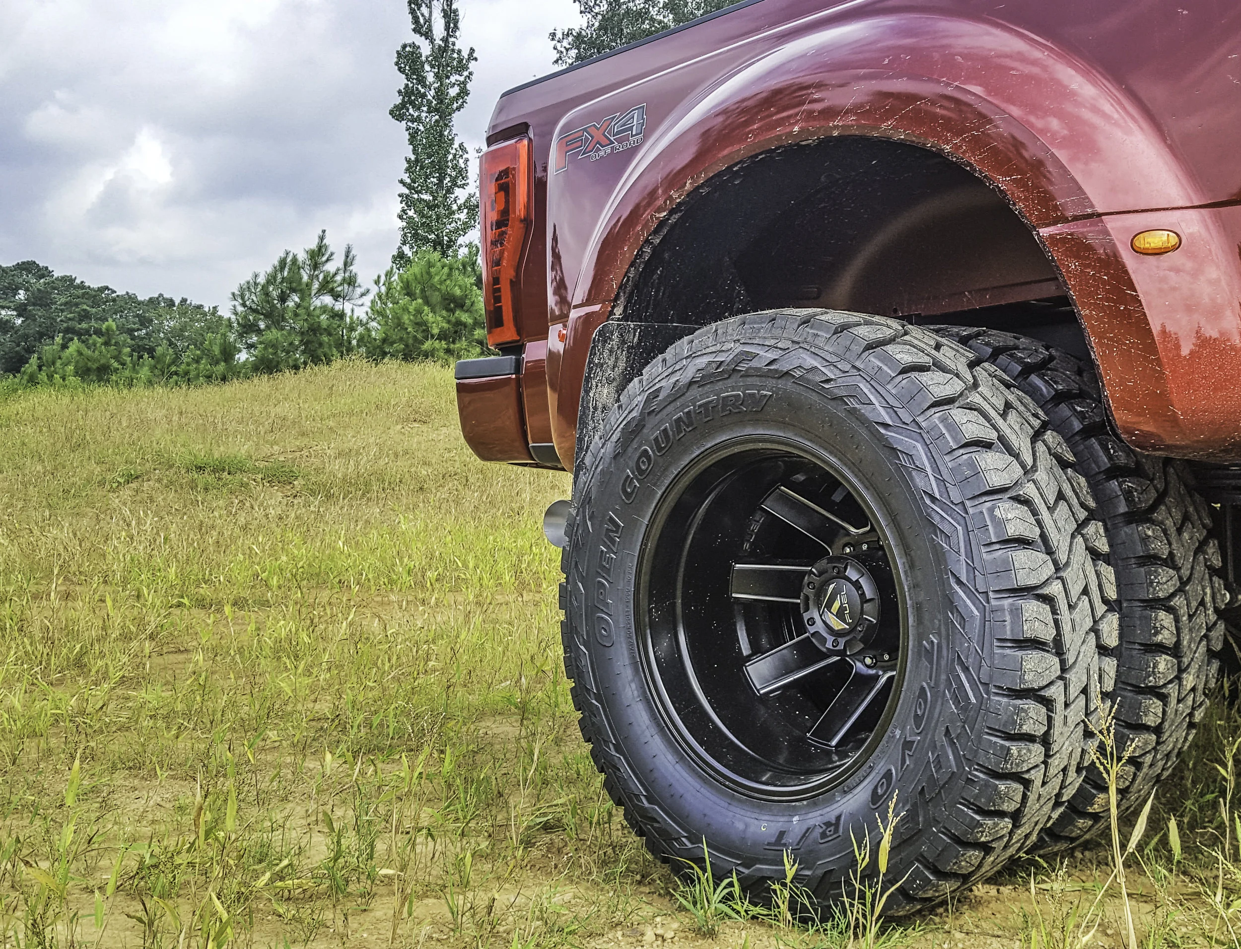 Ford F-350 Dually Wheels