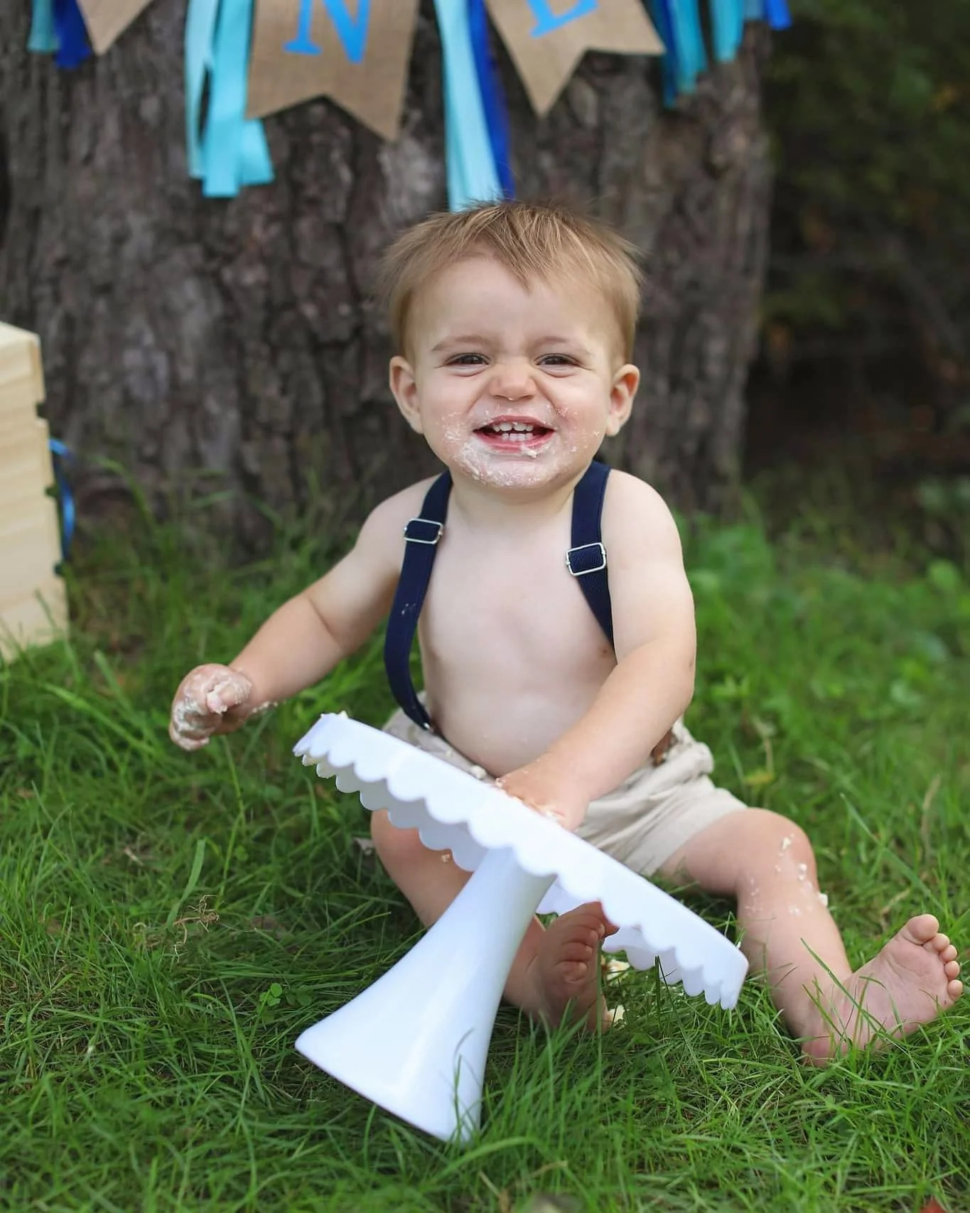 1 year old cake smash, natick MA.jpg