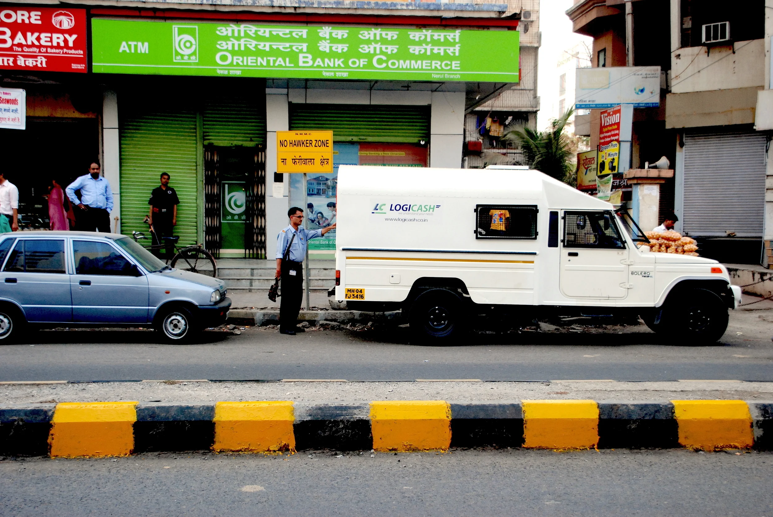 De geldtrucks van LogiCash in India