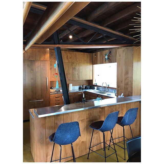 #Millwork we did for the renovation of #JohnLautner #Gantvoort residence; the goal was to keep with #Lautner original design intent. Another great project with @bronstruction 
After//Before 
#custommillwork #customcabinetslosangeles #losangelescabine