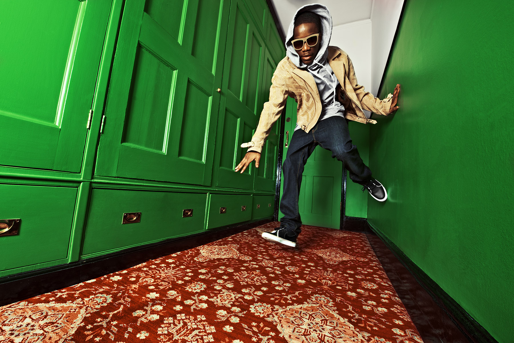 TINCHY STRYDER FOR L'UOMO VOG UE