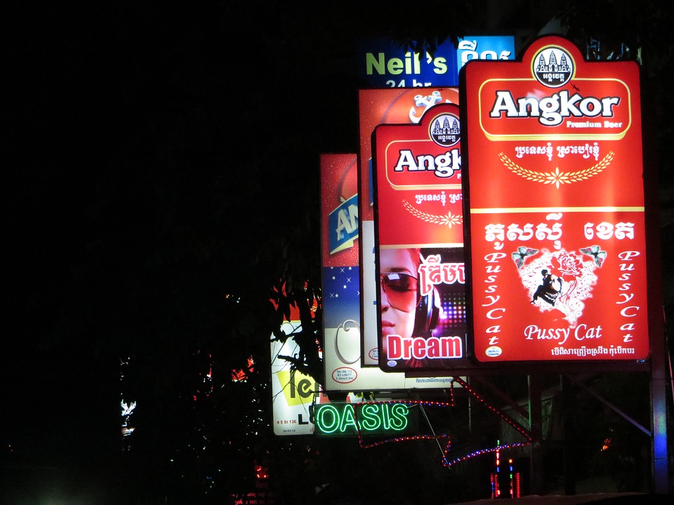 Phnom Pen by night