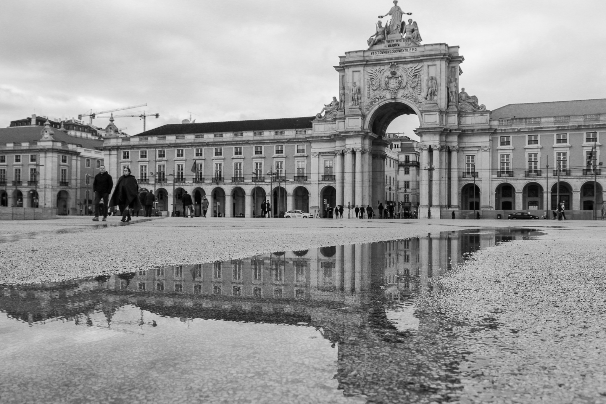 Praça do Comércio efter regnet. Foto: Jessica Jeppson