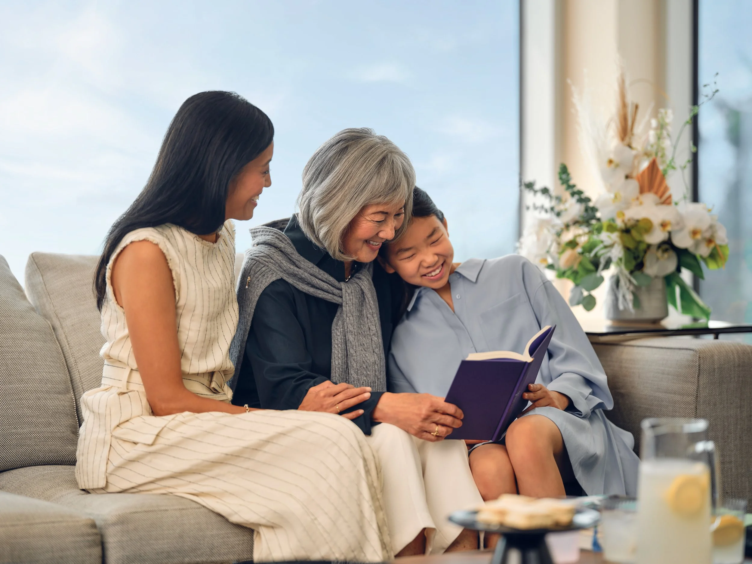 IG_Brand_03_AsianFam_LivingRoom_01109_v2.jpg