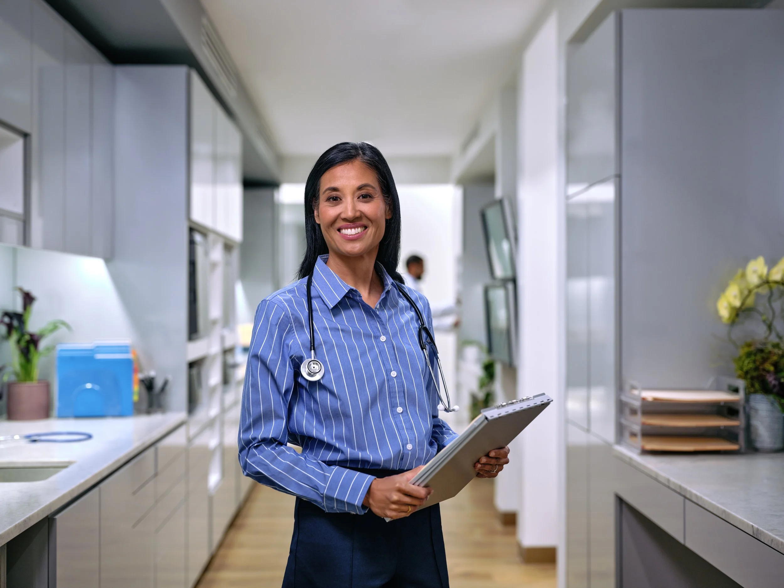 IG_Brand_05_Dentist_Hallway_03352_v2.jpg