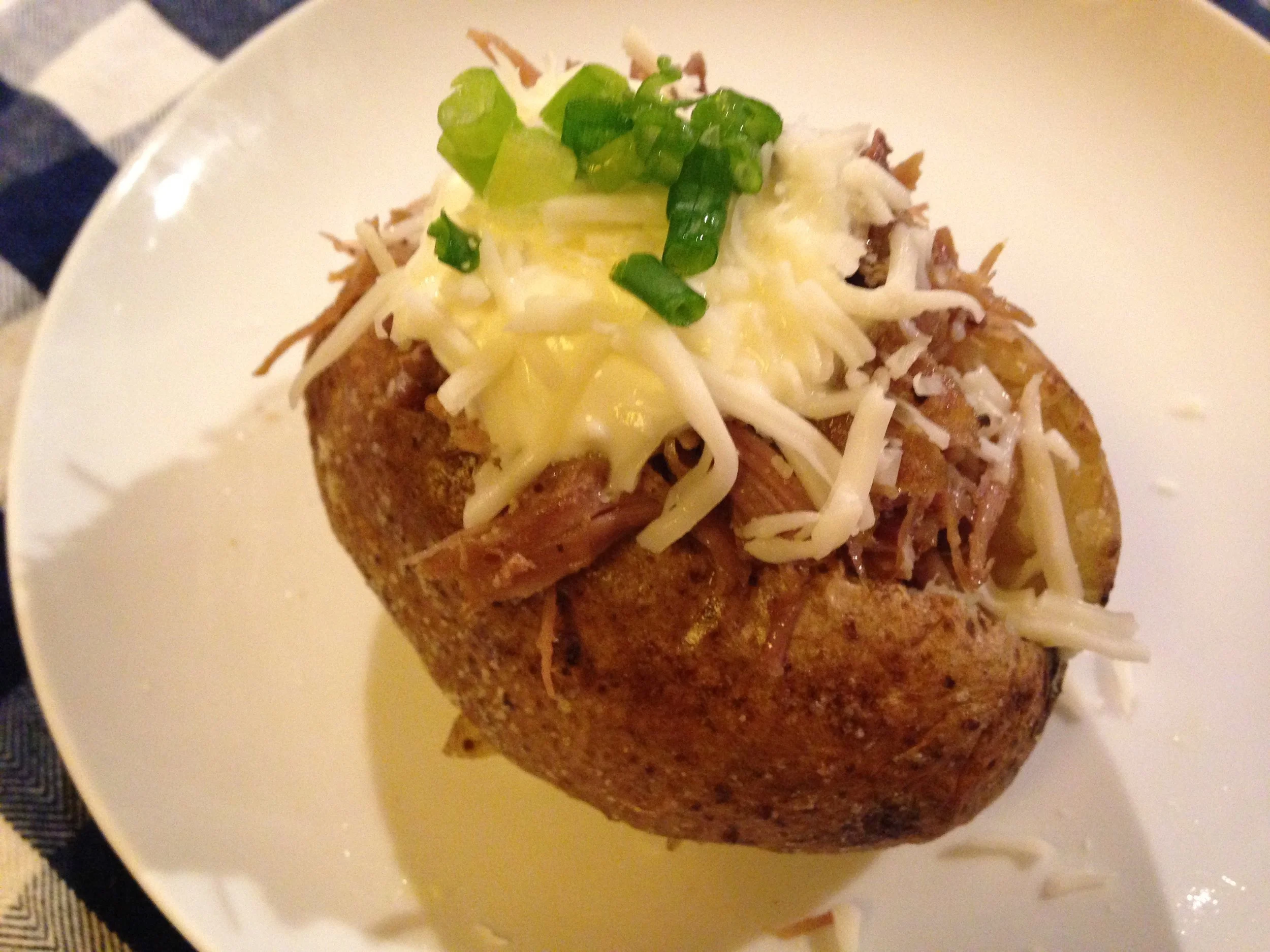 pulled-pork-baked-potato