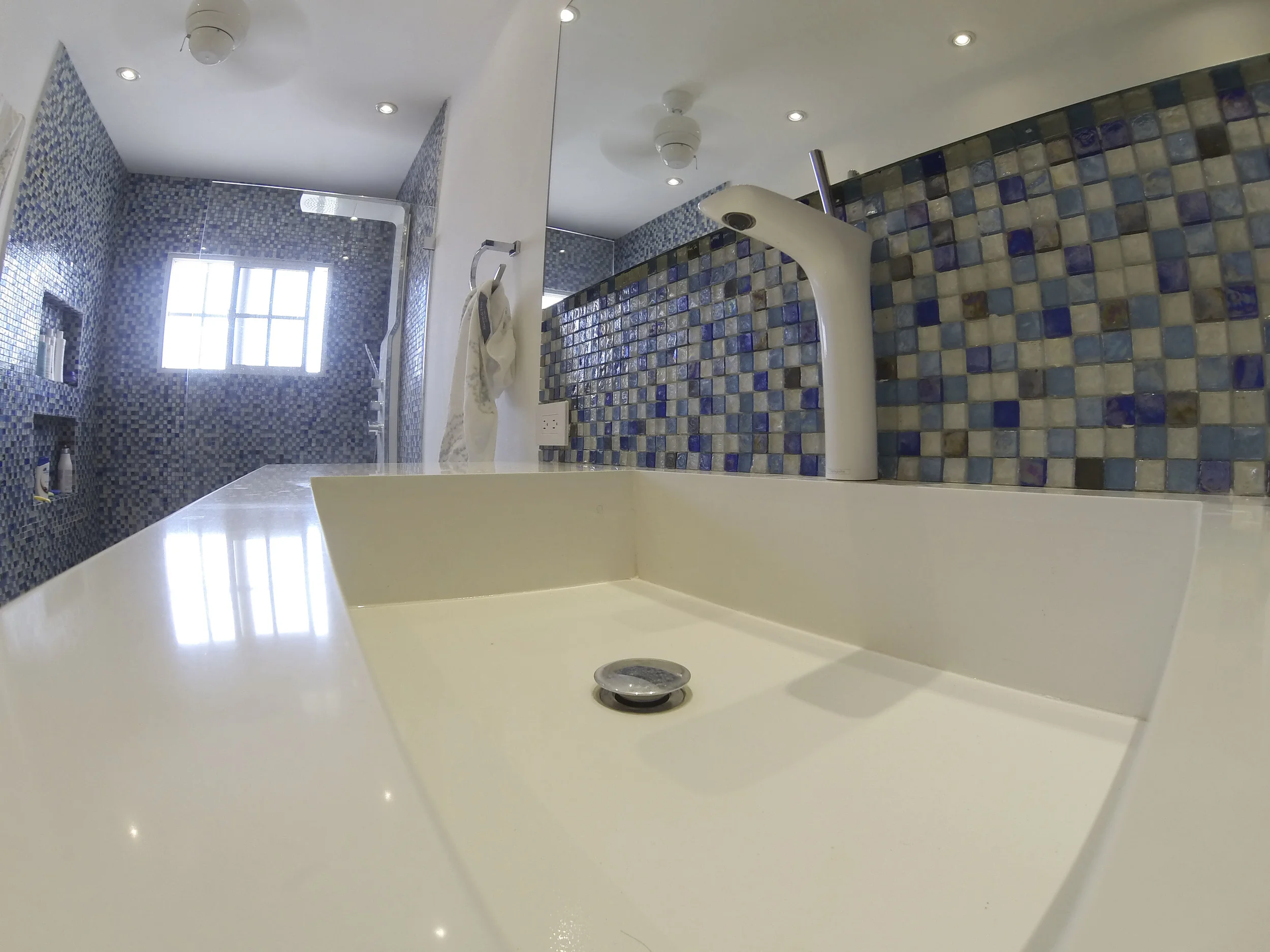 Baño Principal GR12.JPG