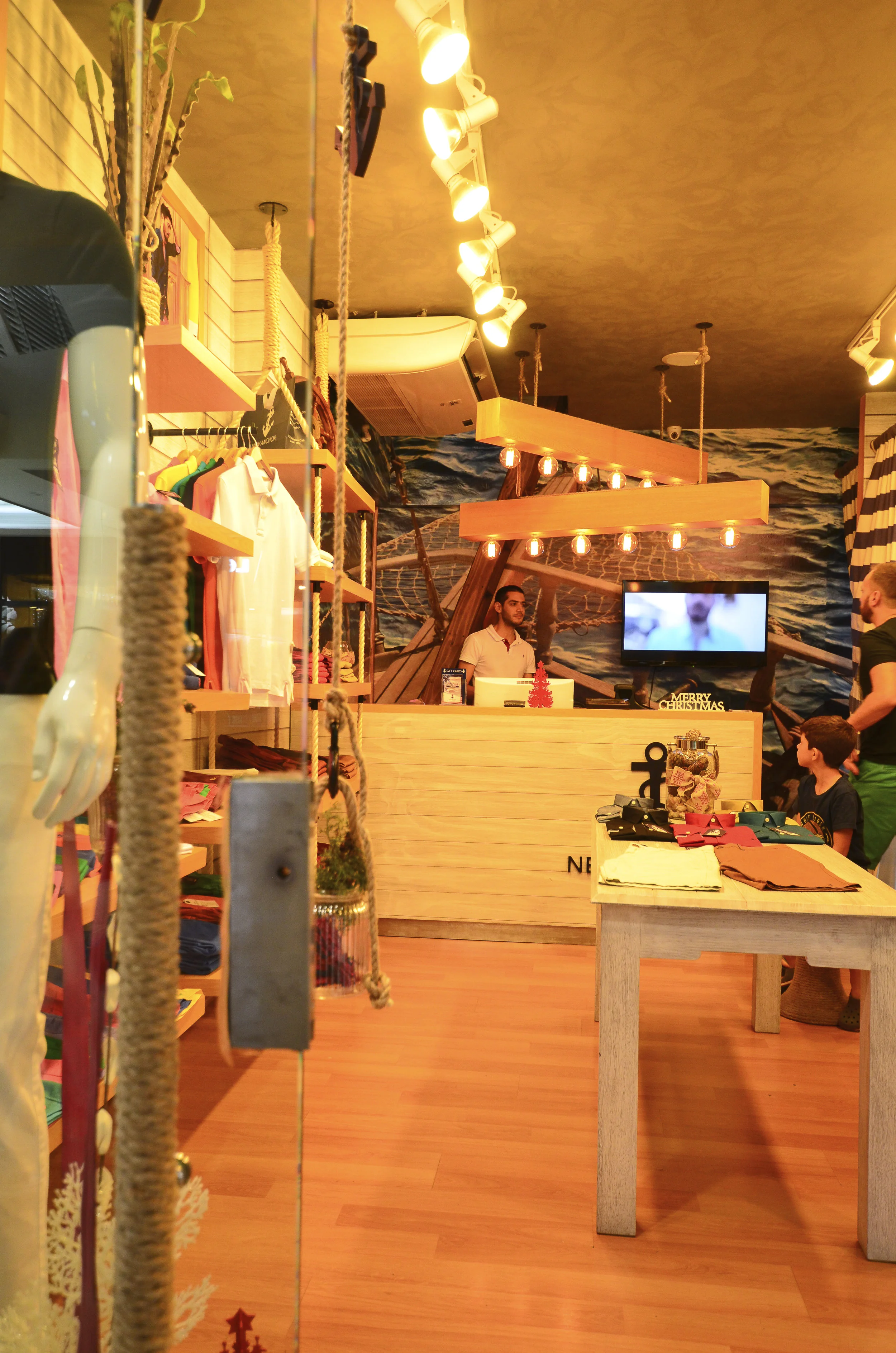 BLK-New Anchor-Cali _5.JPG