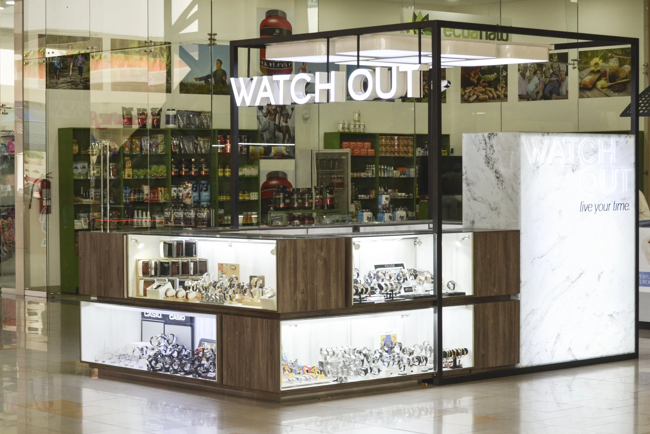 BLK-Watch OUT QCSur34.JPG