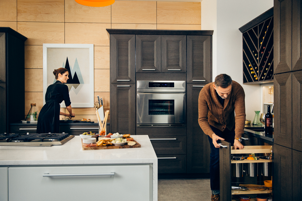 CLIENT: KraftMaid / Lisa Schrag Productions PHOTOGRAPHER: Adam Bove