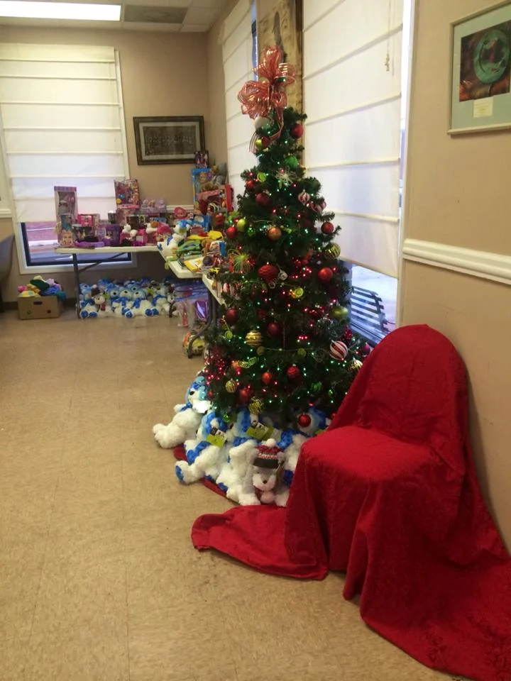 Tree and Gifts.jpg