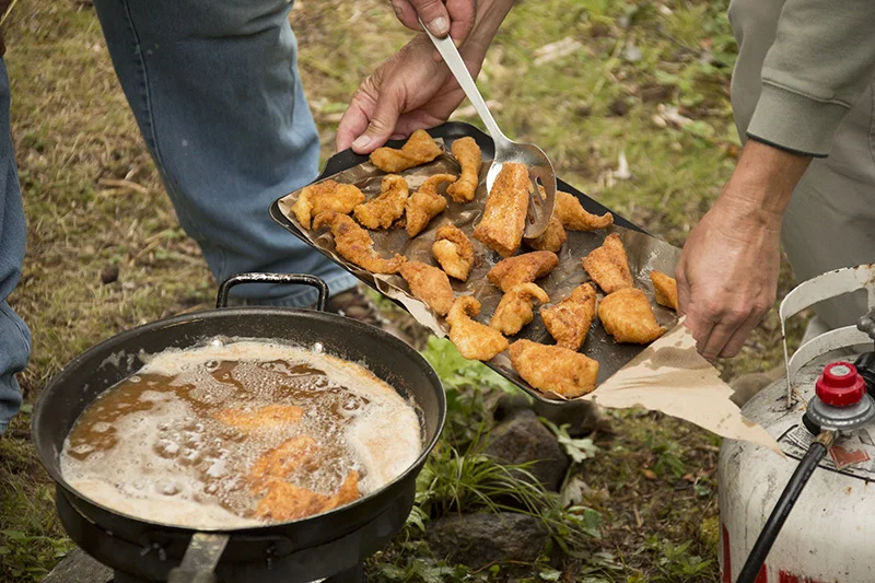 I22C0272 food.jpg