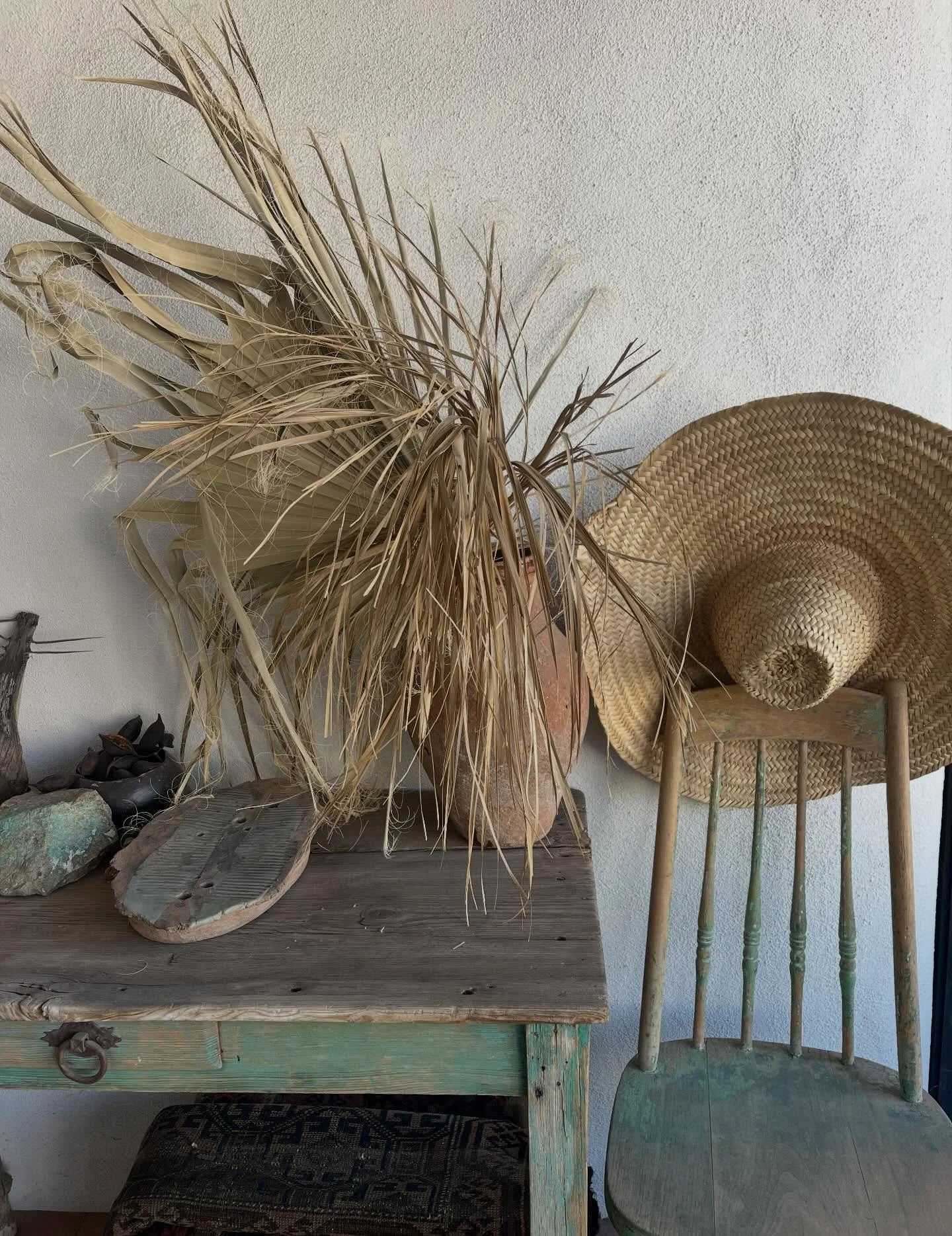 Working on the fall collections buy currently, but also sourcing for spring 26.
Lots of palm as usual- and a few surprises.