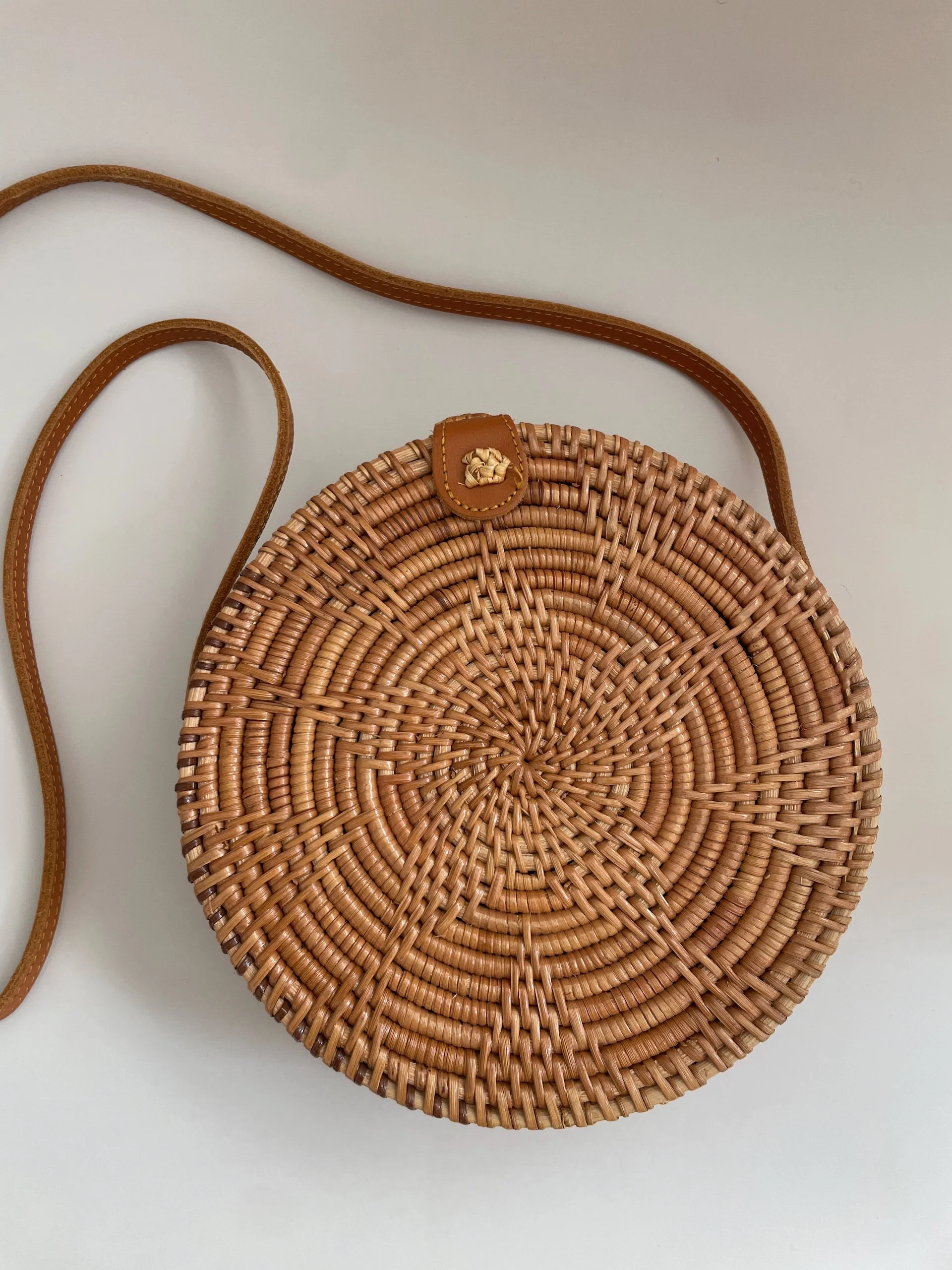 Vintage Round Rattan Box Purse