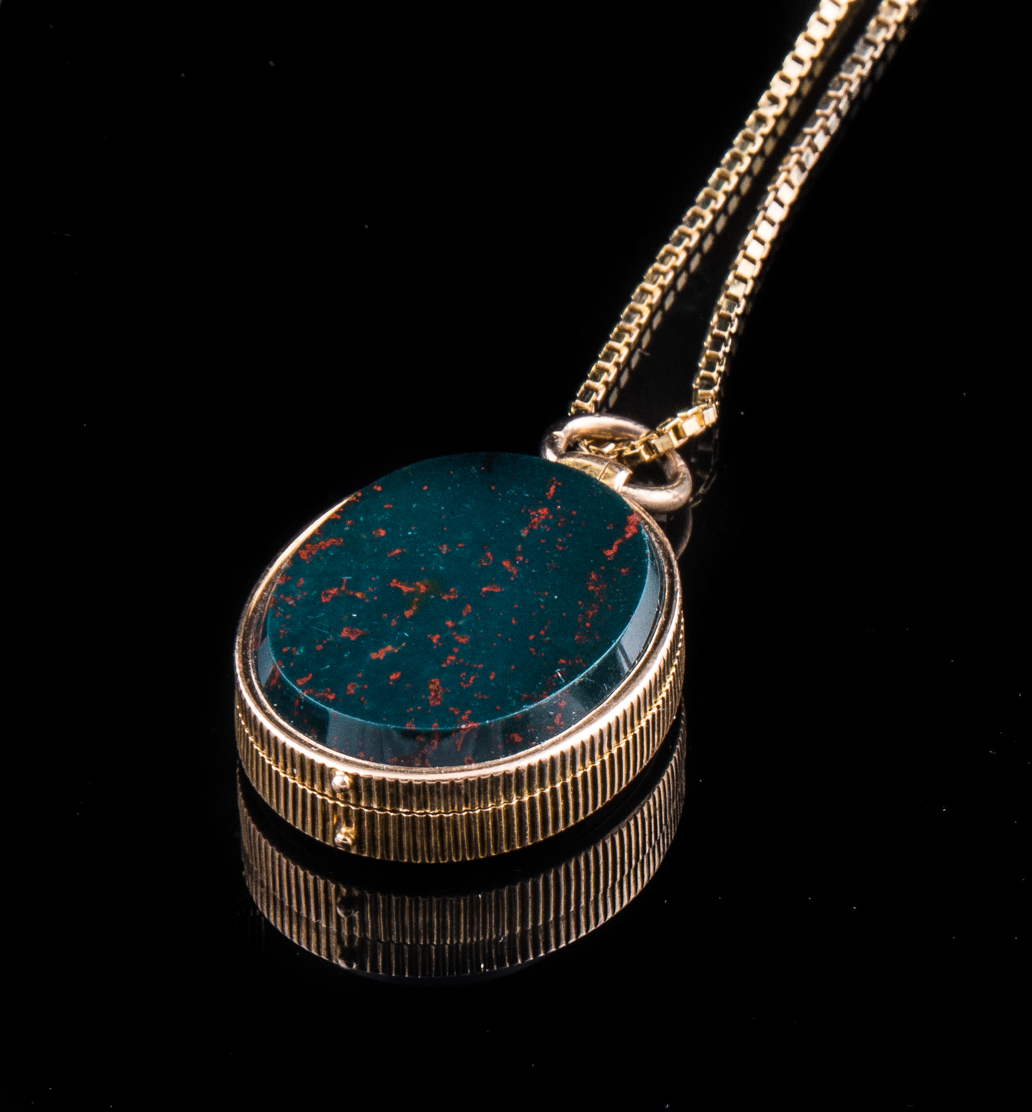 Burlington, Vermonts largest and unique selection of Estate Jewelry.