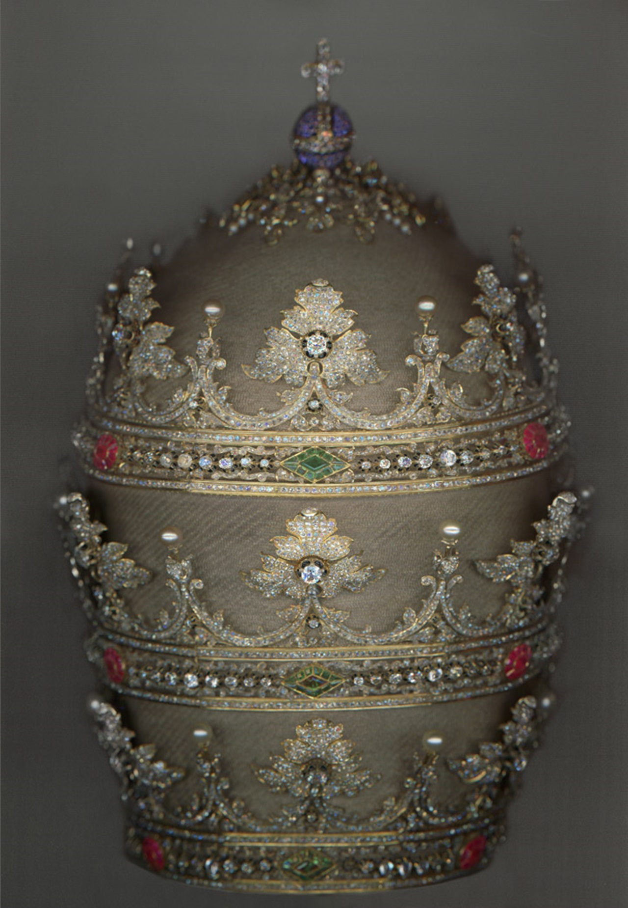Tiara of Pius IX.jpg