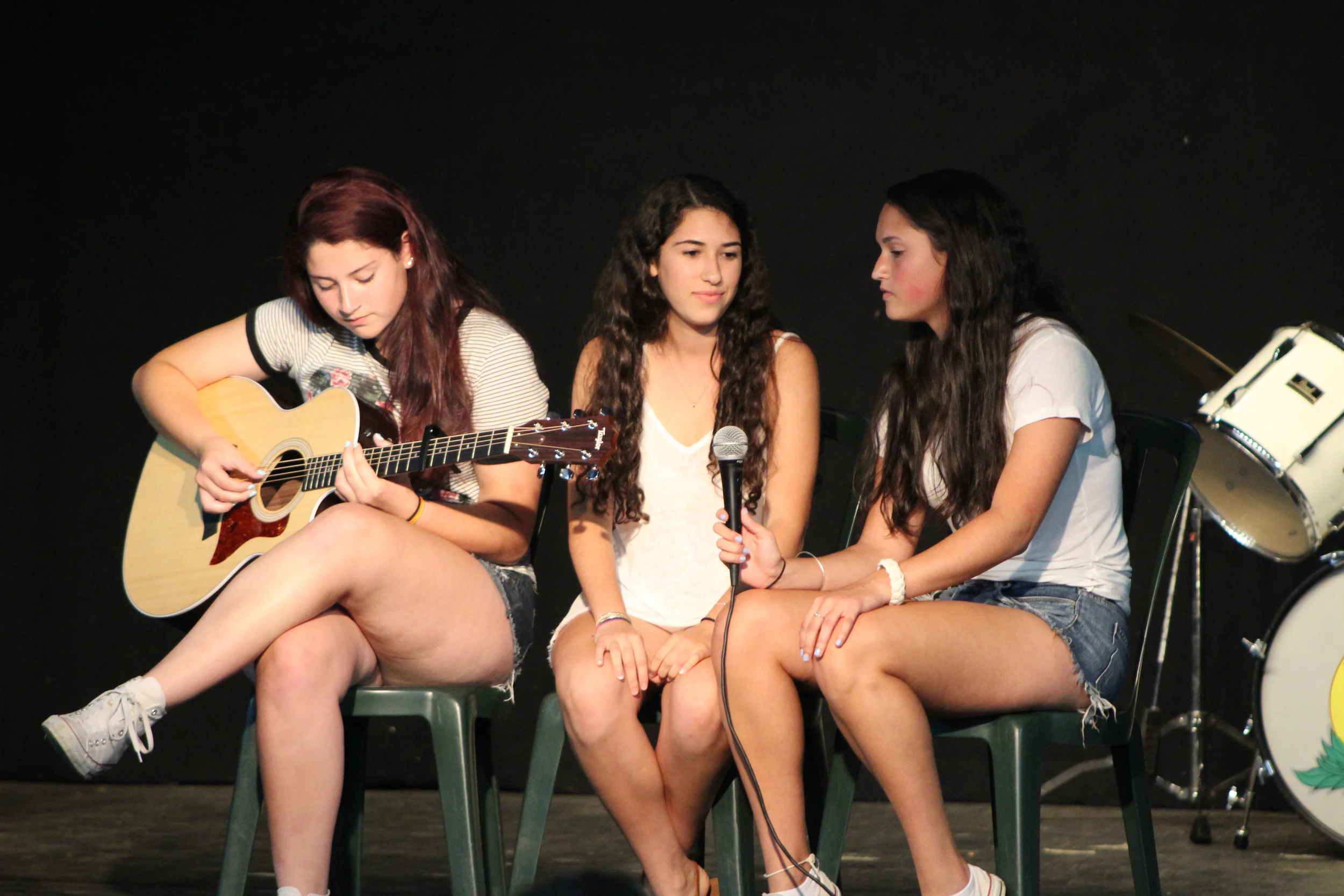 CIT girls sing "Fast Car" by Tracy Chapman.