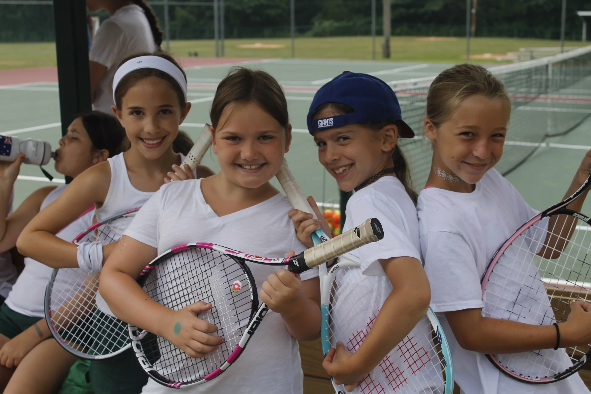 Nothing like an air band/ tennis water break 
