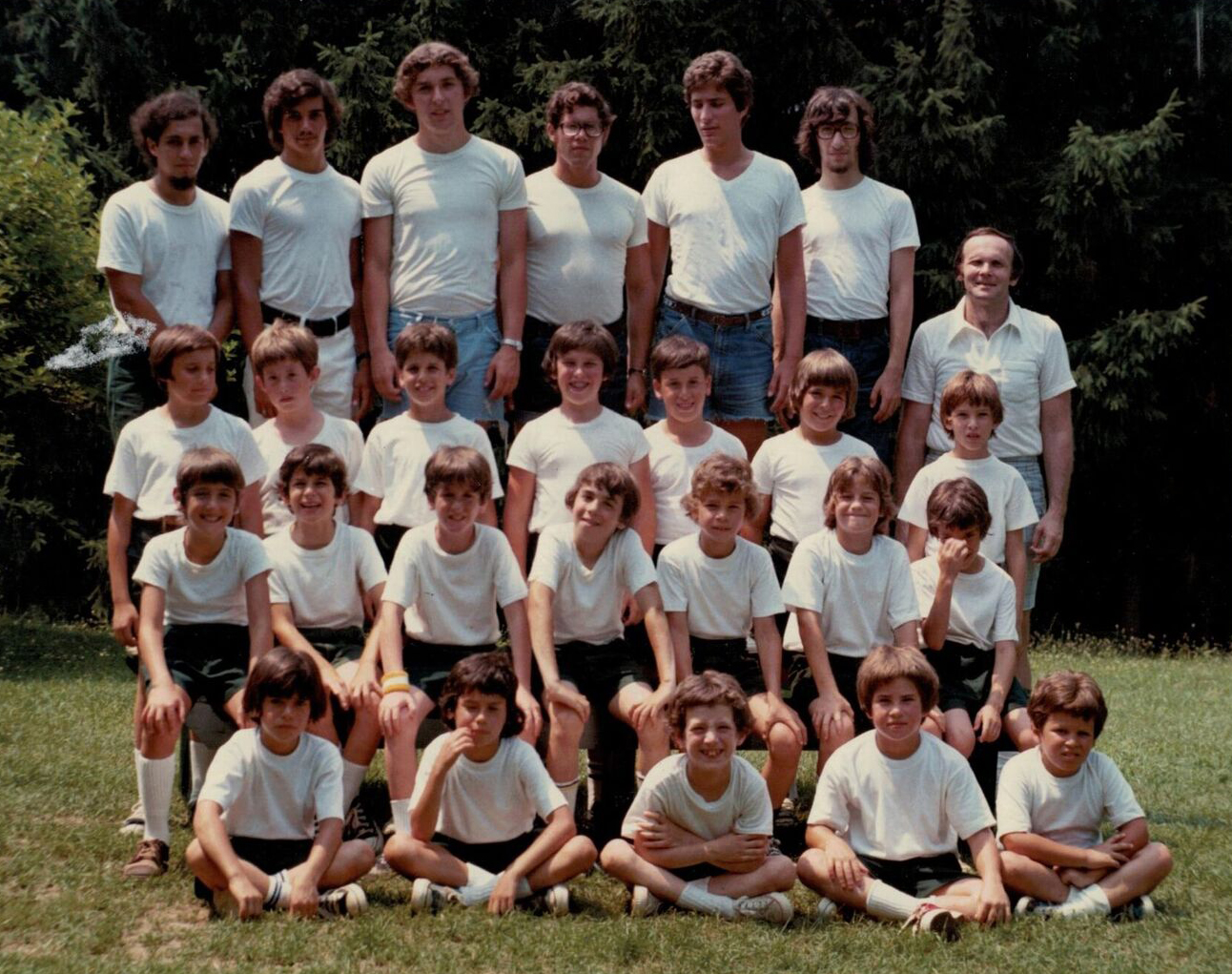 1973—with division leader Jon Dreazen (top row, middle)