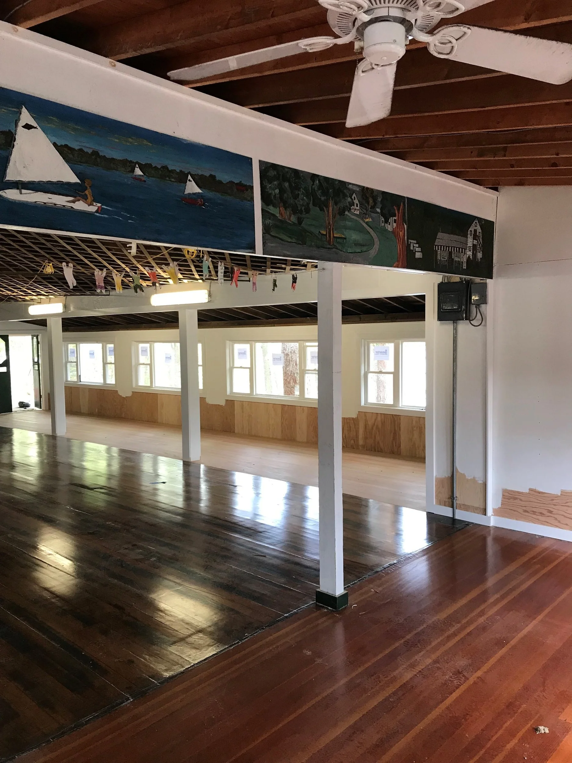 diningroom.lpg.jpg