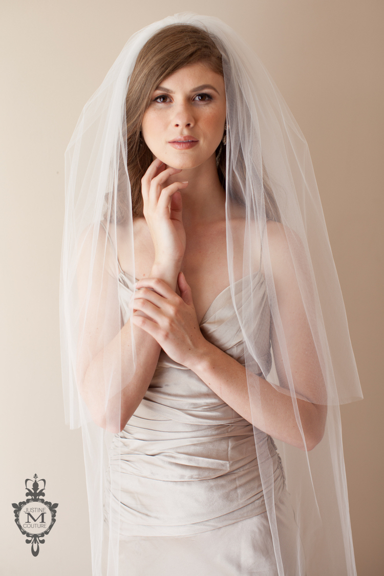 Bianca - Single Layer Chapel Length Veil With Scattered Diamantes