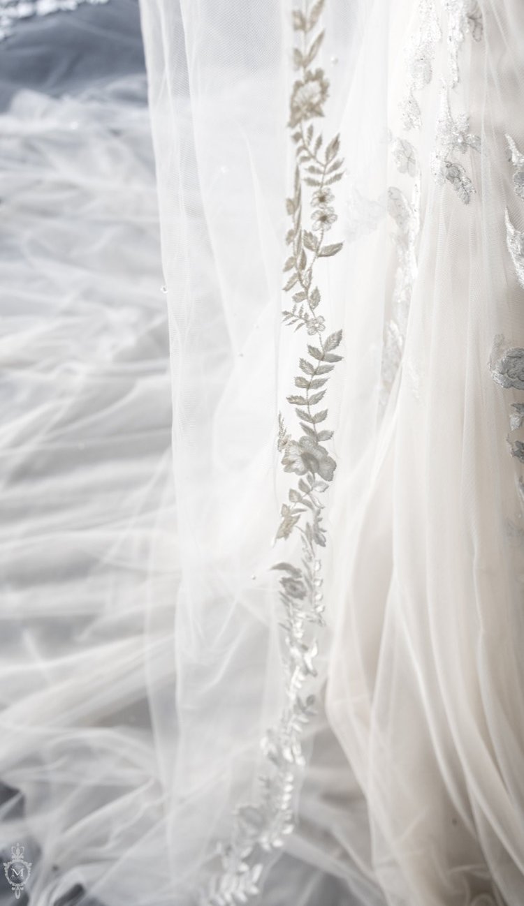 — Fourteenth: Dramatic Wedding Veils