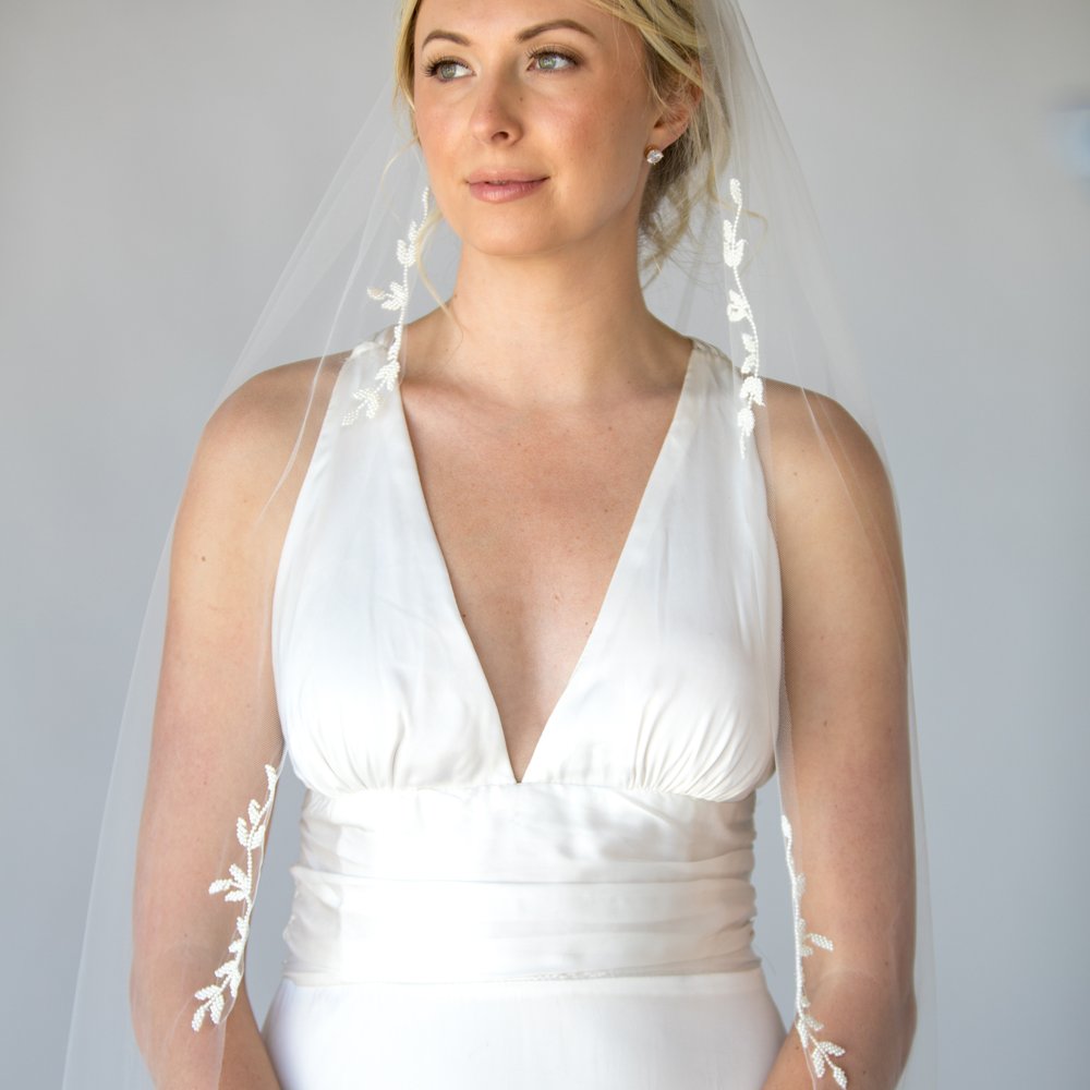 Simple bridal veil, Narrow wedding veil - JANE