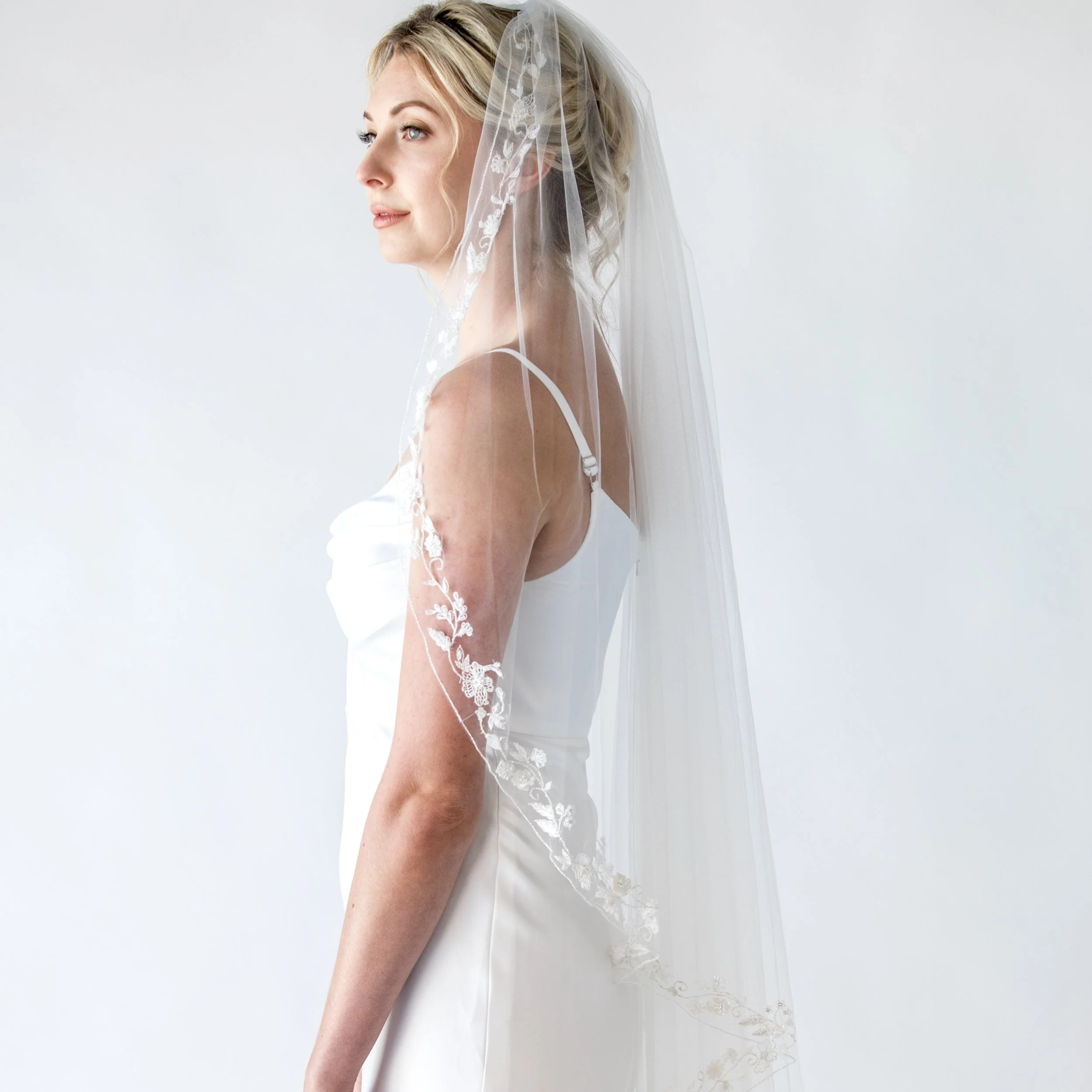 justine m couture - simona veil - image 9.jpg