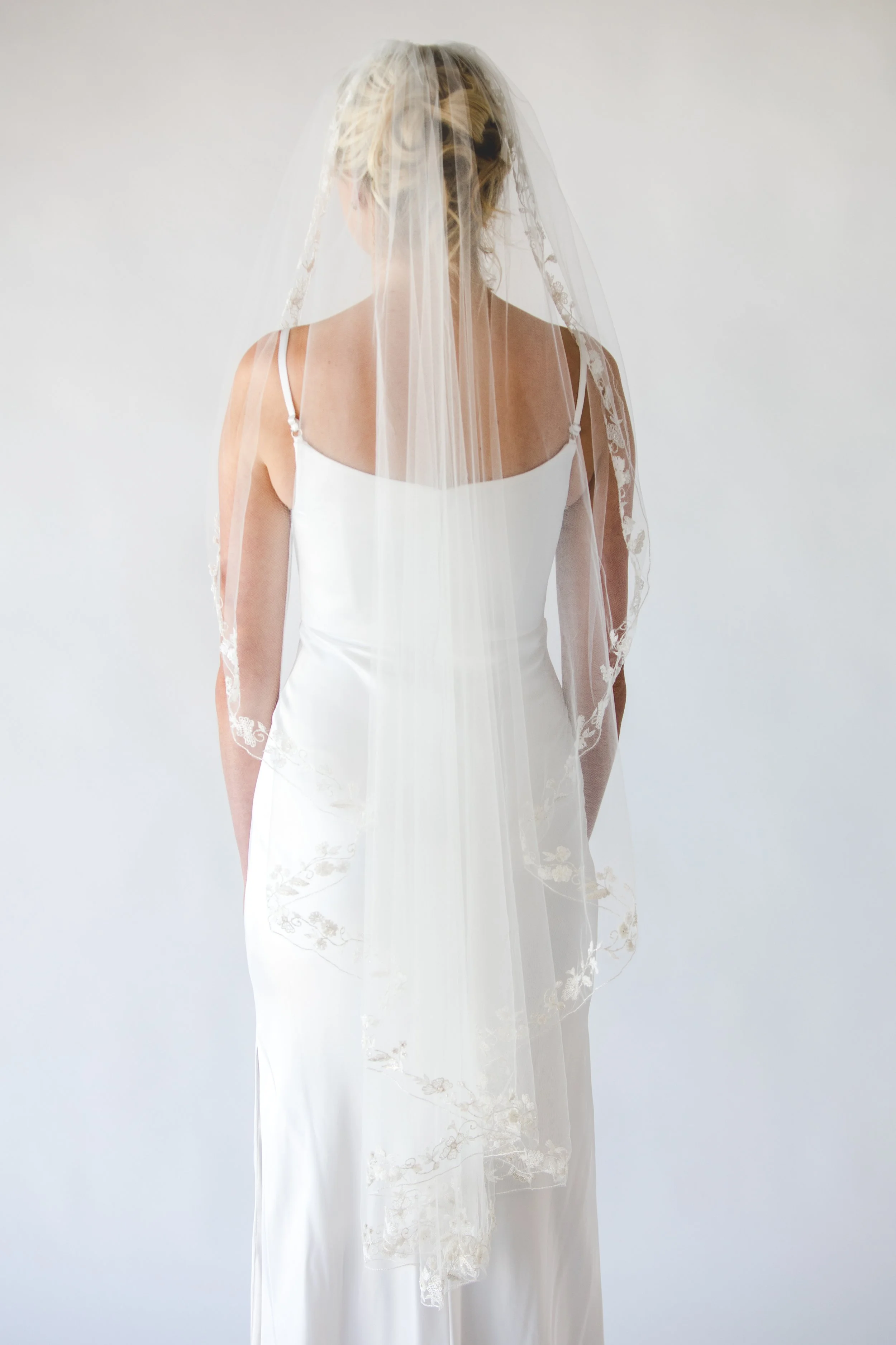 justine m couture - simona veil - image 10.jpg