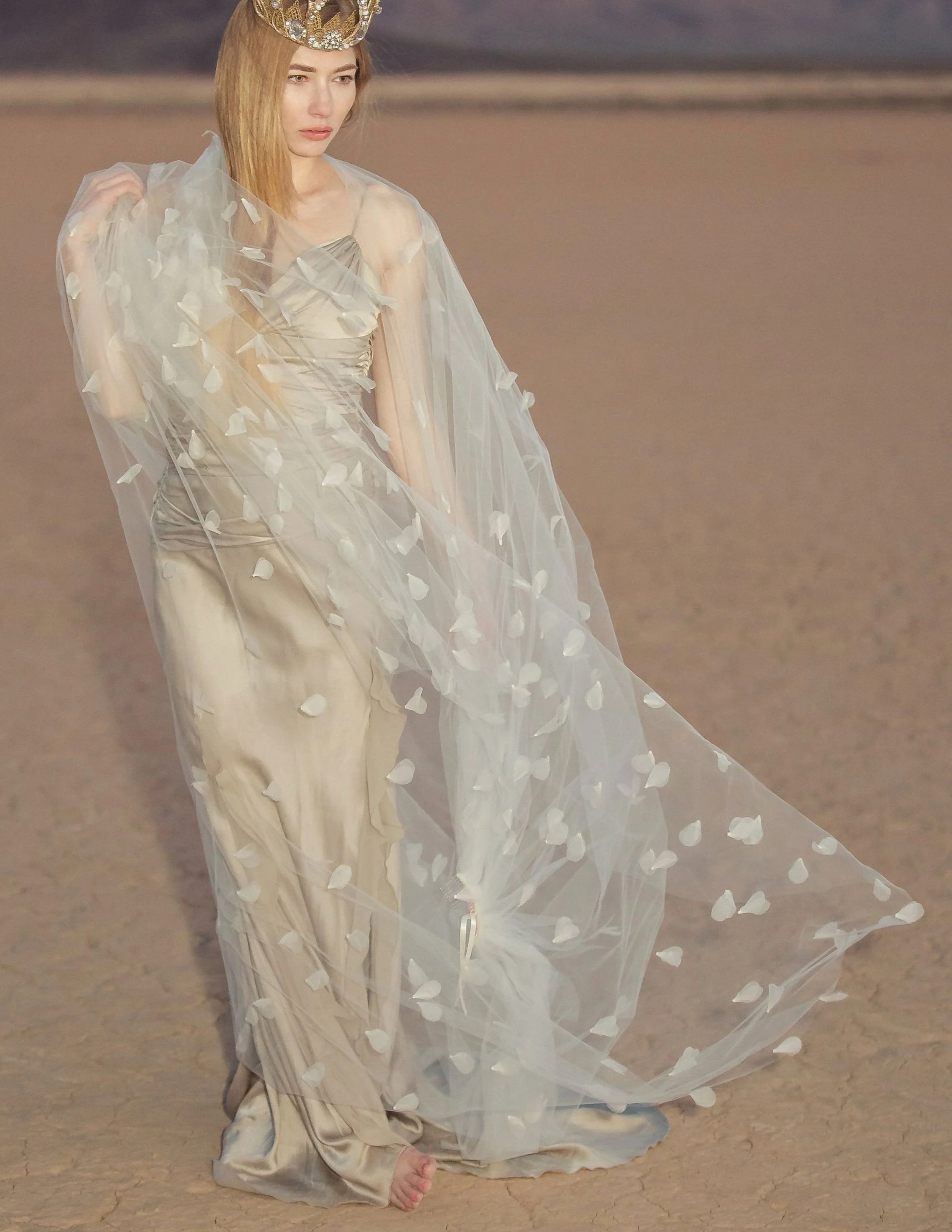 justine+m+couture+-+flutter+veil+10.jpg