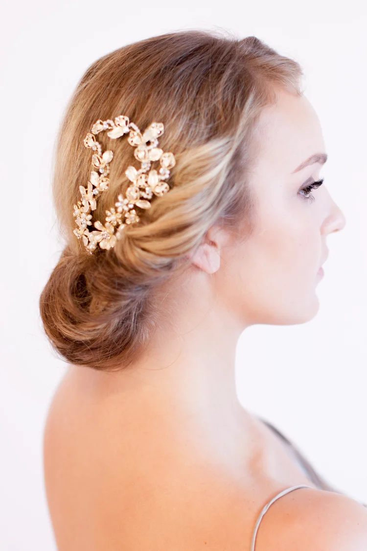 Pearl & Glitter floral bridal hair clip by Justine M Couture  display picture 2