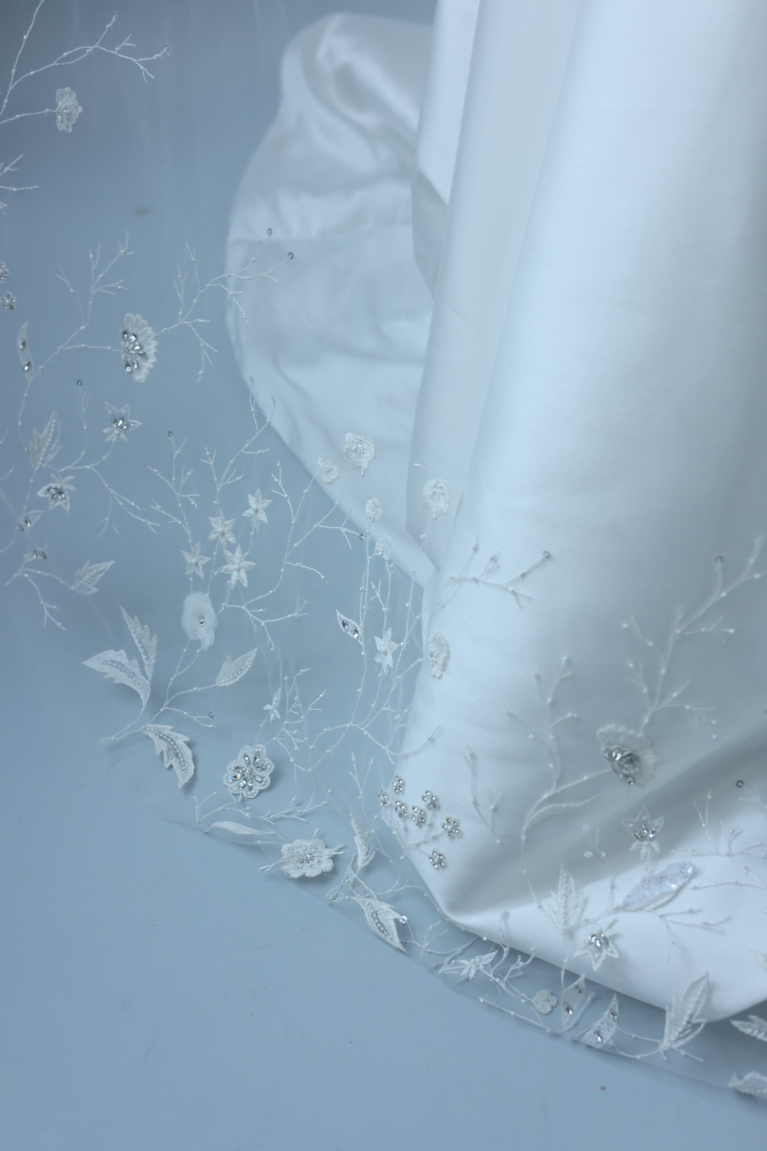 justine m couture - blanche veil 144l u cut 5.JPG
