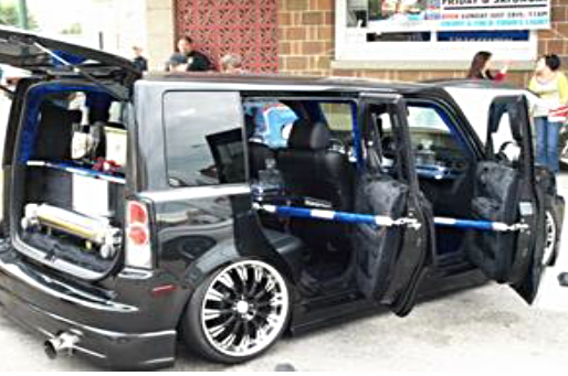 2013 Best of Show - 2006 Scion