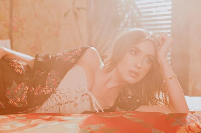 one of my faves from the “French” photoshoot 🇫🇷🎶 have you guys seen the new lyric video yet?! It features a ton of never before seen pics from the shoot! head to my YouTube channel to check it out! .

https://youtu.be/9Xsca5Z0Tj8 photo by @alyssegafkjen hair and makeup by @bheadabe