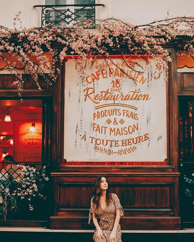 people watching in Paris is really just creeping on what pastry fellow café patrons just ordered and I am a professional 🥐🥖🍰☕️ happy Friday!! .
📸 @19rivoli #igersparis #parisstreetstyle #montmartreparis #montmartre