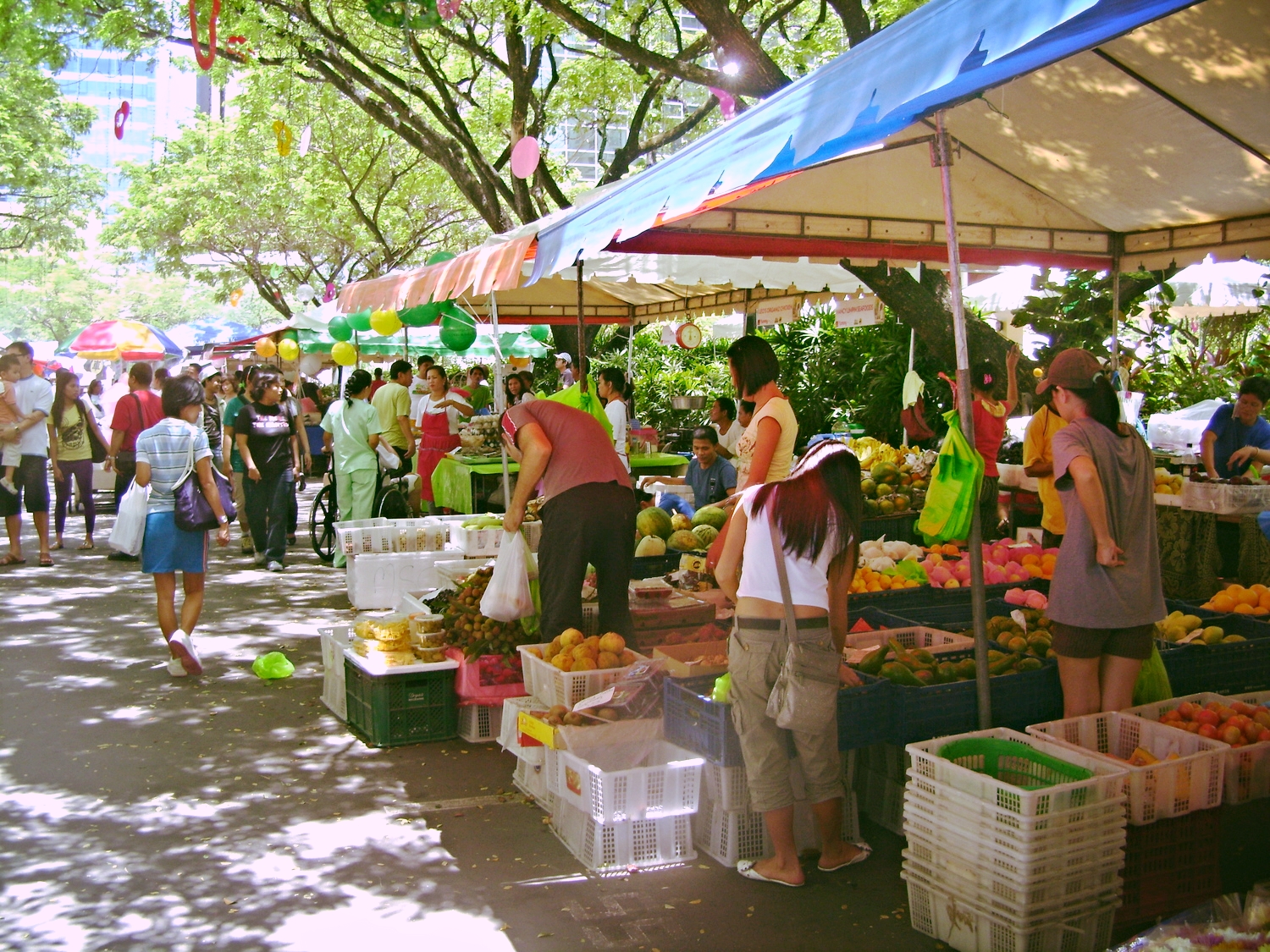 Salcedo Weekend Market