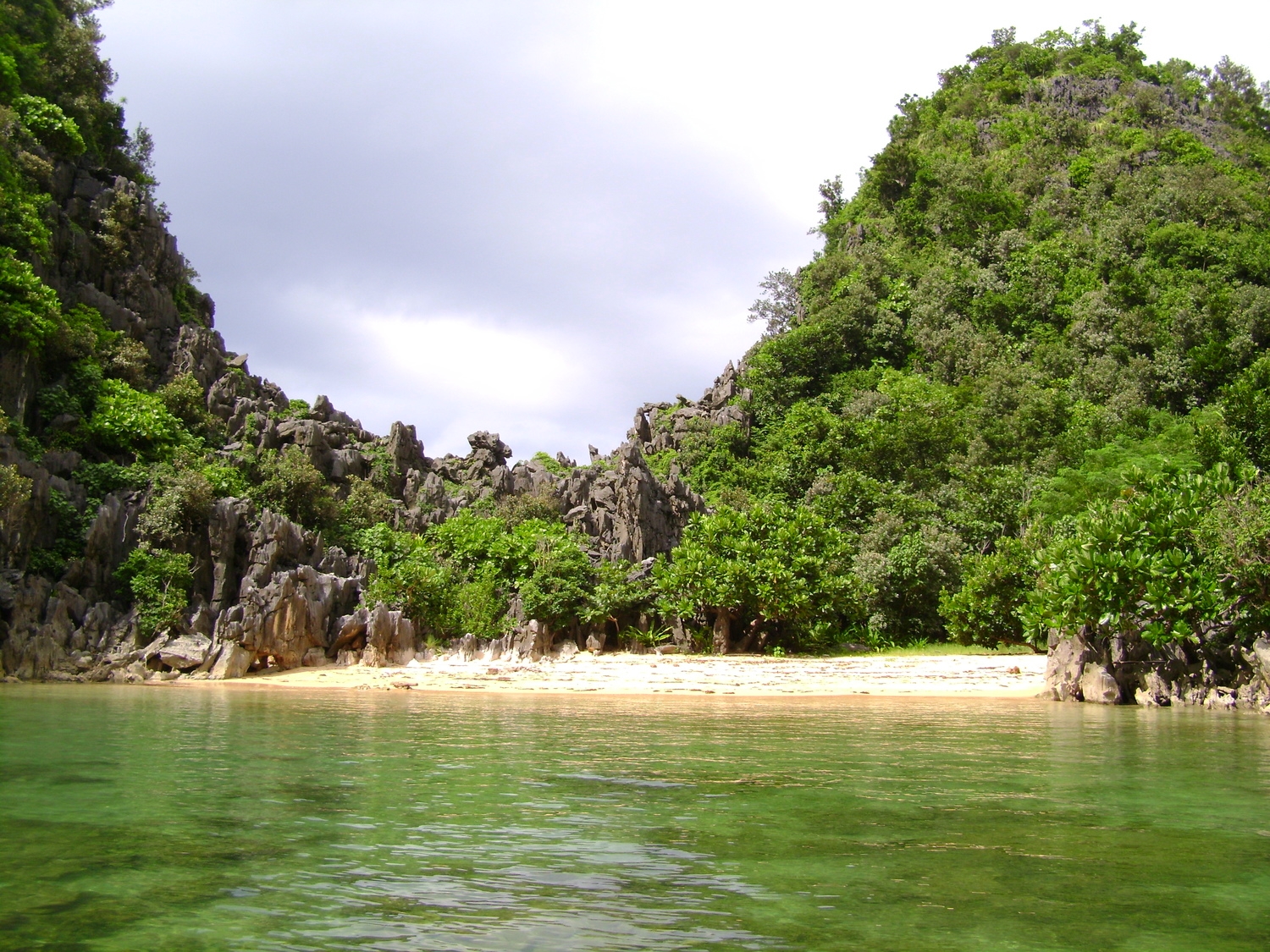 The Survivor Islands of Caramoan