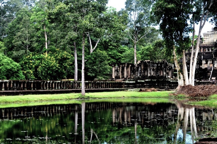 Baphuon Temple