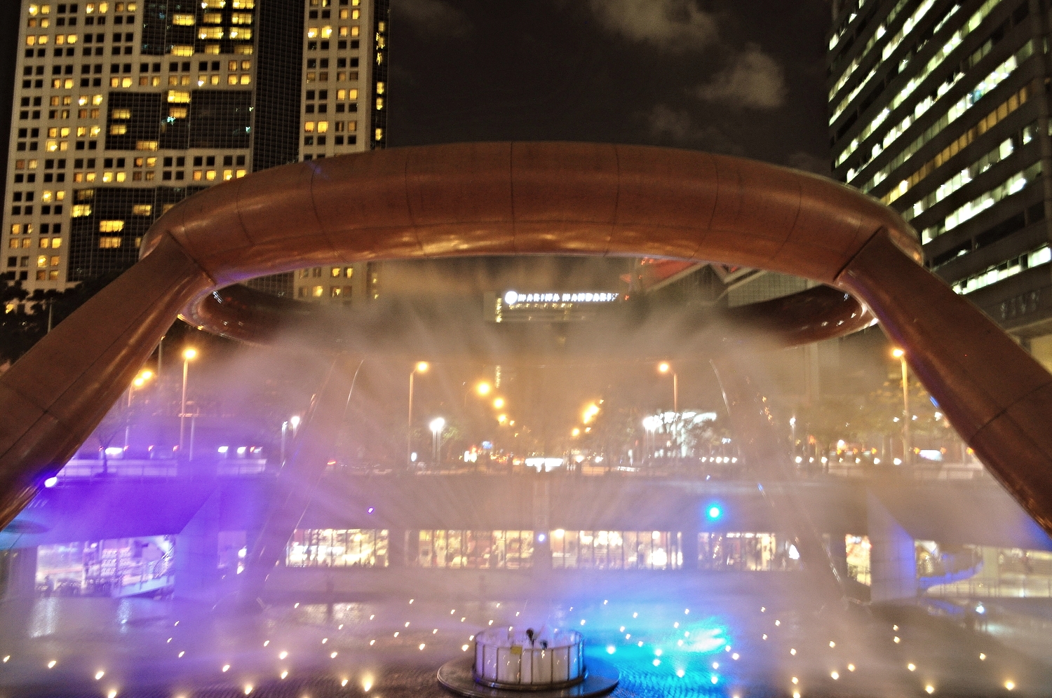 Supposedly the World's Largest Fountain